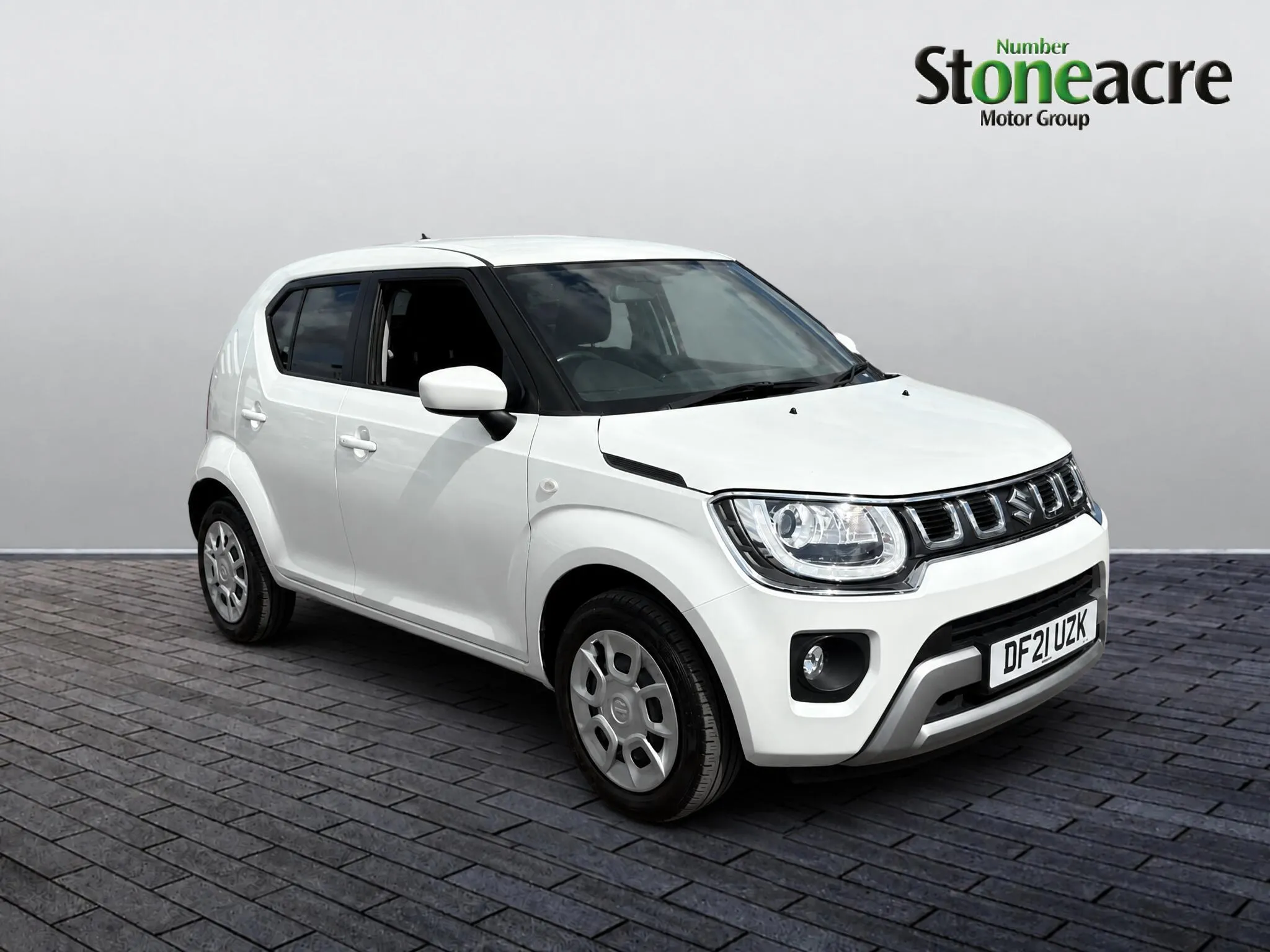 Suzuki Ignis listing photo