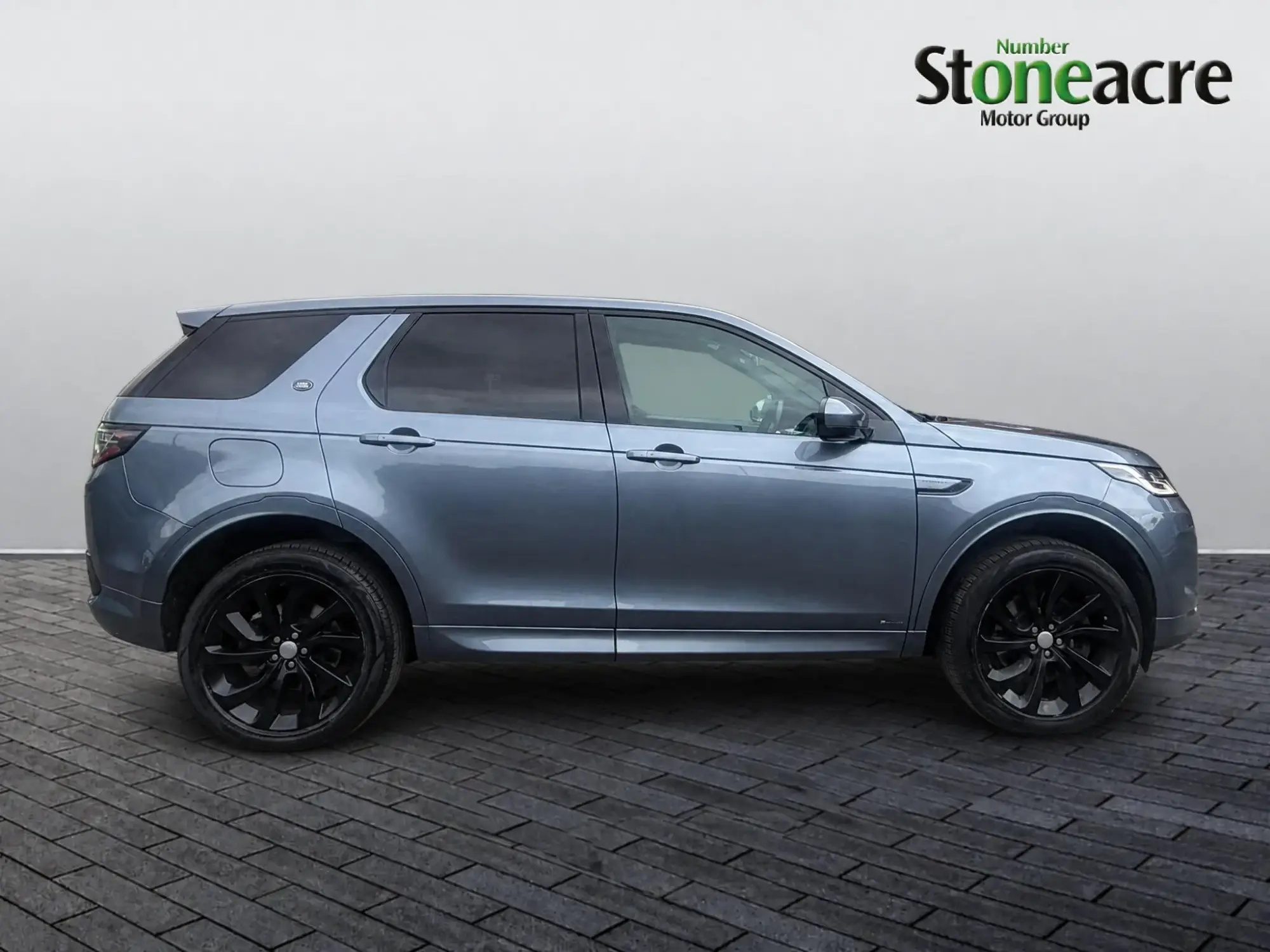 Land Rover Discovery Sport Image 7 Land Rover Discovery Sport Image 7