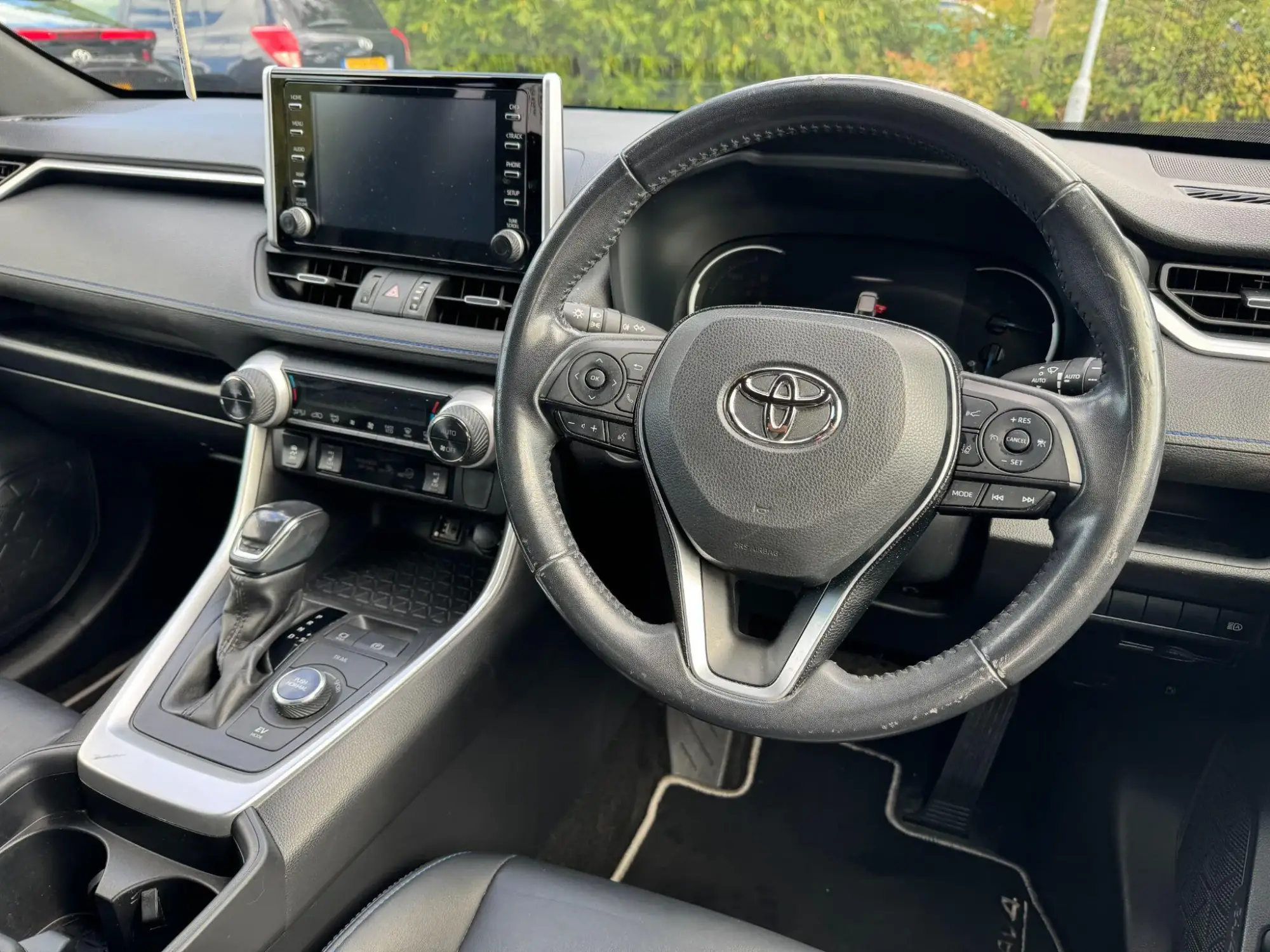 Toyota RAV4 Image 16 Toyota RAV4 Image 16