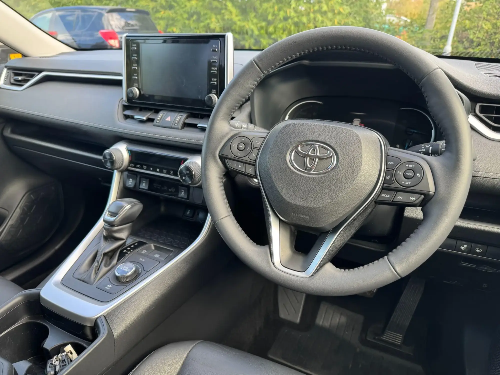Toyota RAV4 Image 15 Toyota RAV4 Image 15