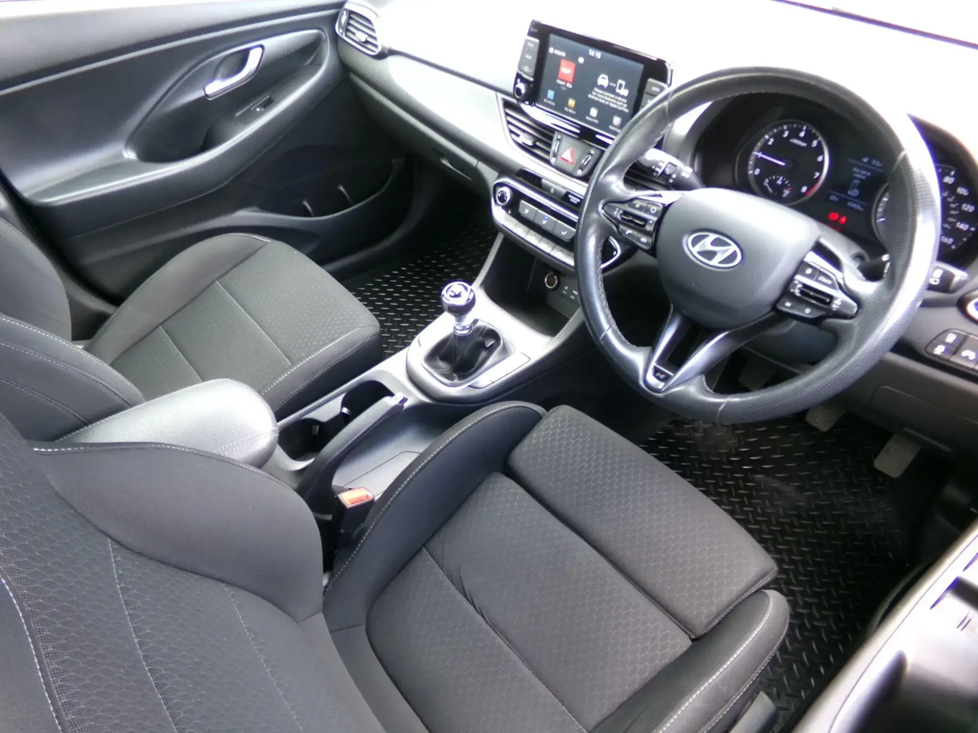 Hyundai i30 Image 10