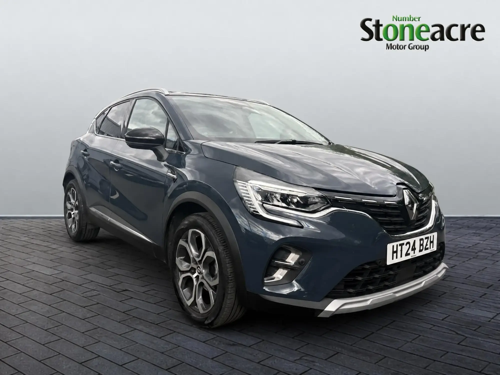 Renault Captur Image 1