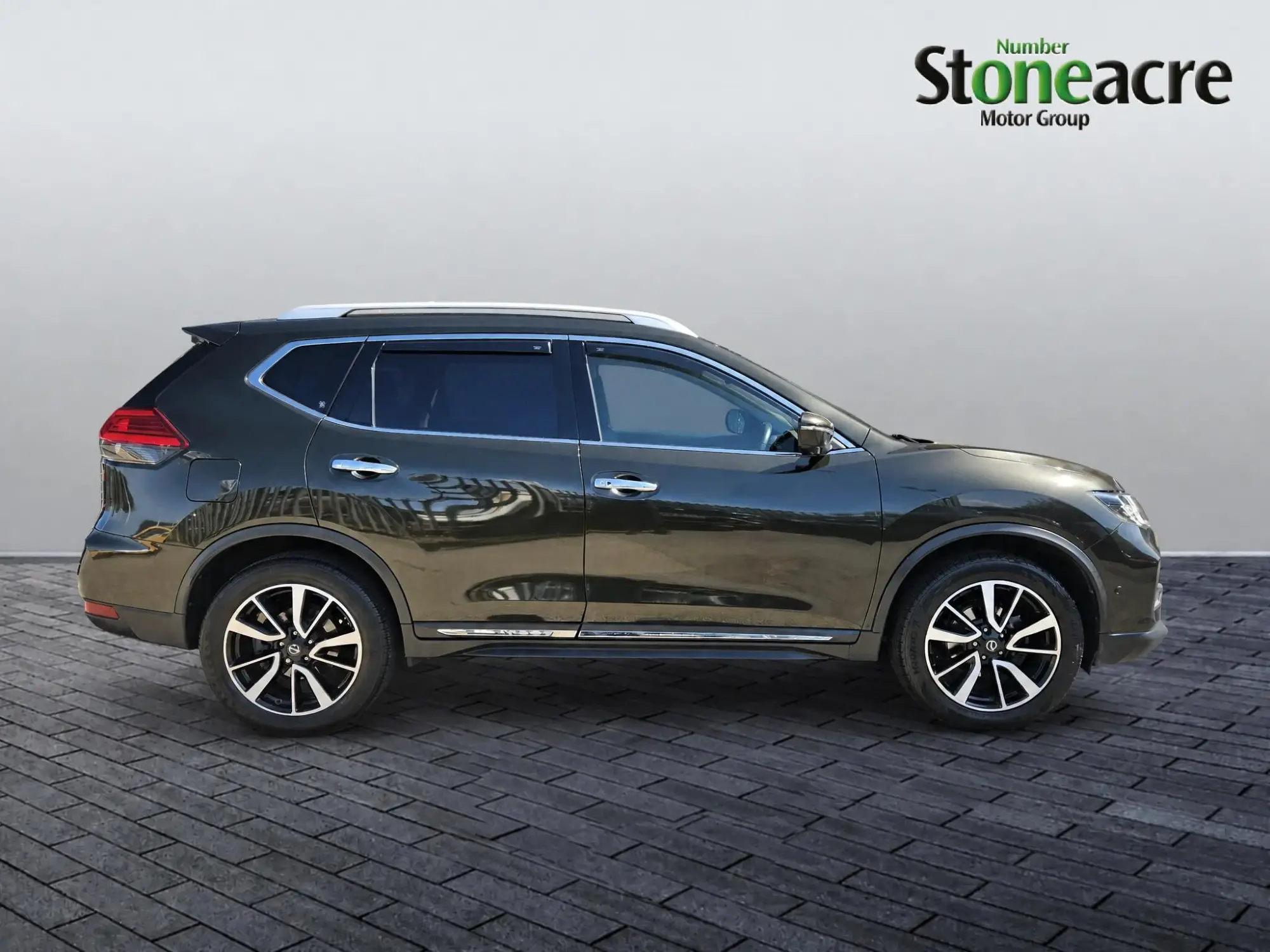 Nissan X-Trail Image 2 Nissan X-Trail Image 2
