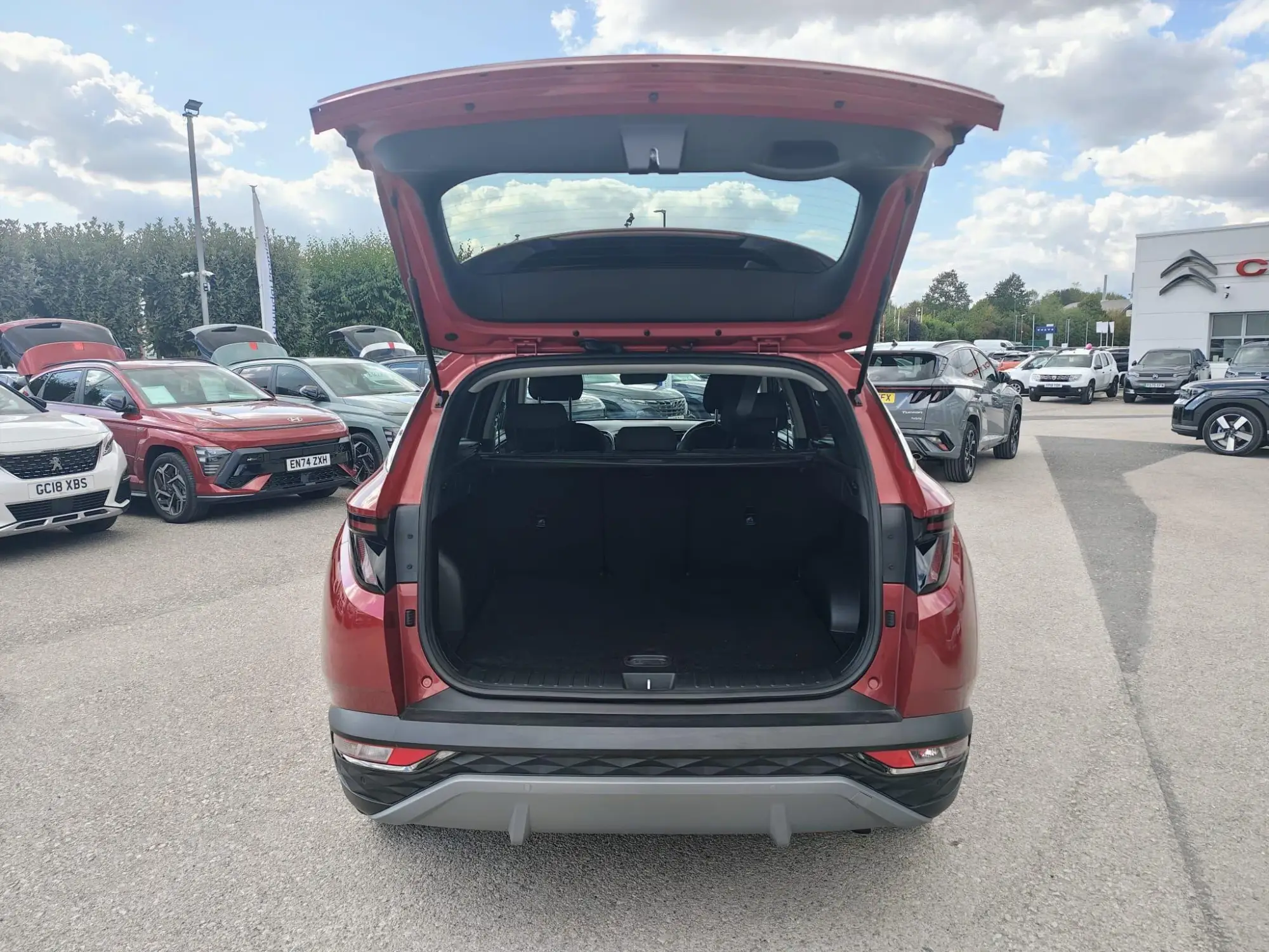 Hyundai TUCSON Image 9
