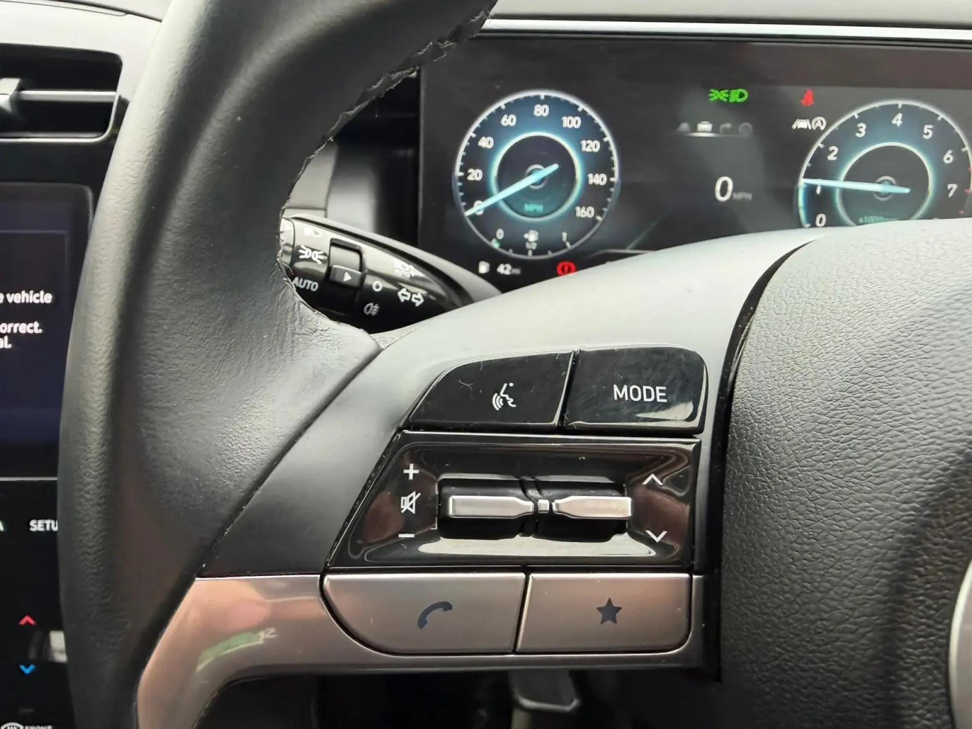 Hyundai TUCSON Image 12