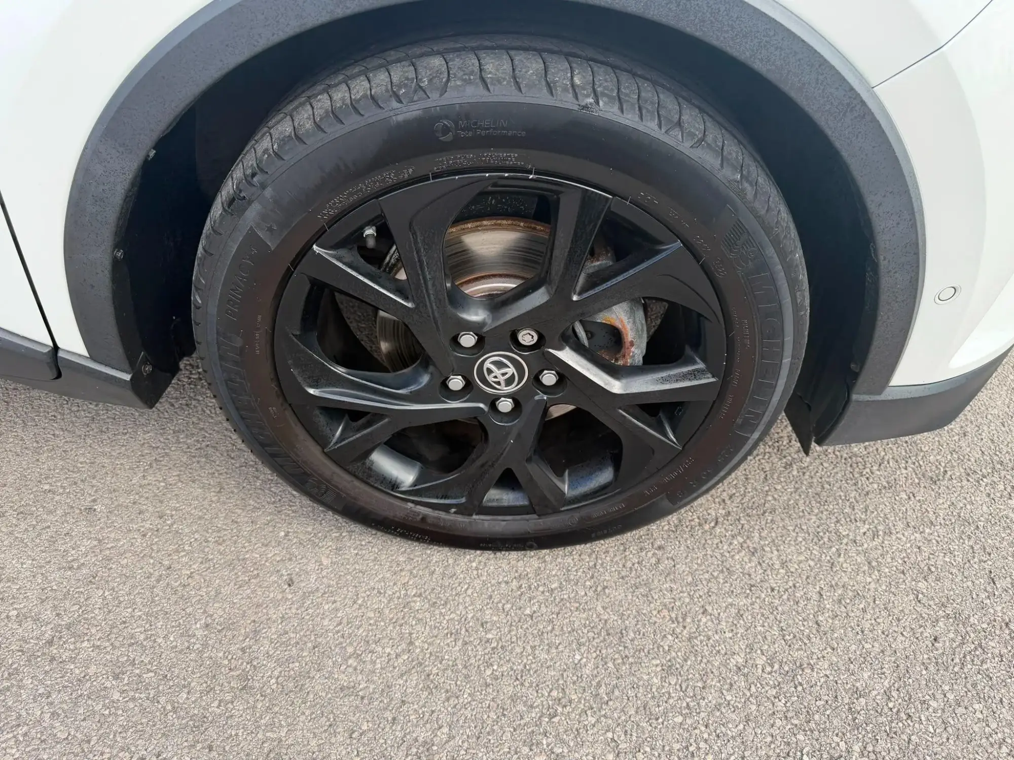 Toyota C-HR Self-Charging Hybrid Image 11