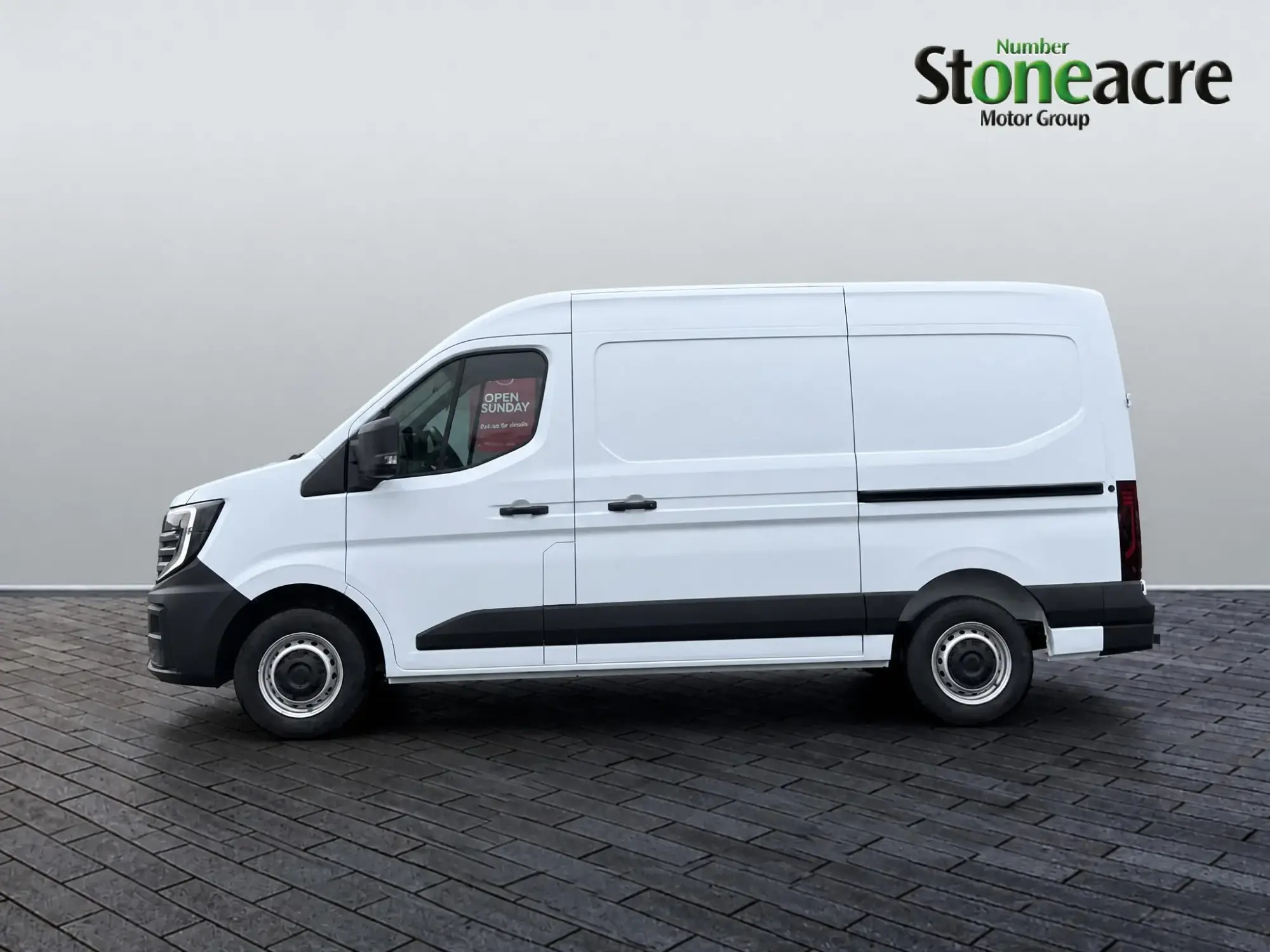 Nissan Interstar Image 4 Nissan Interstar Image 4