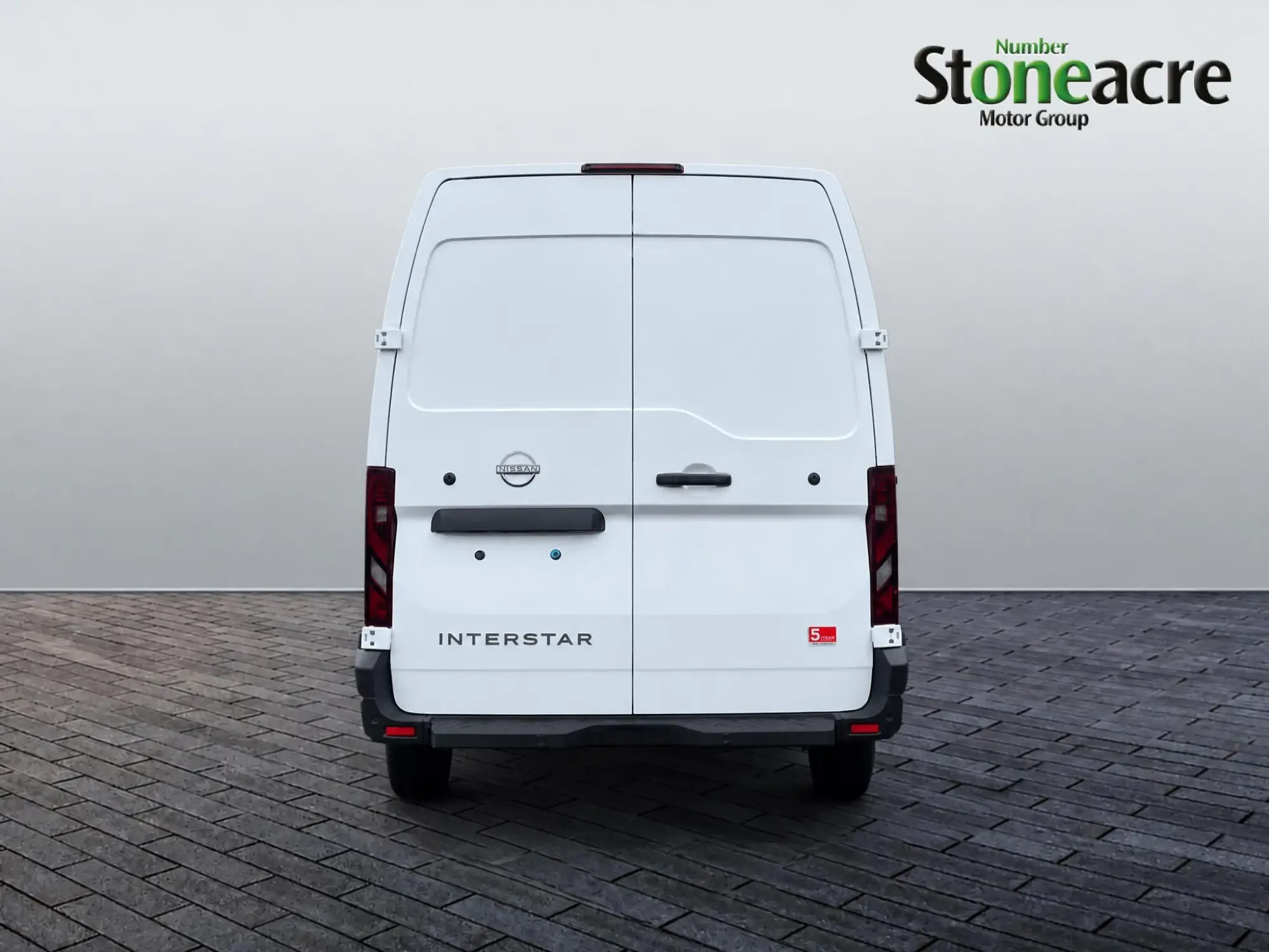 Nissan Interstar Image 5 Nissan Interstar Image 5