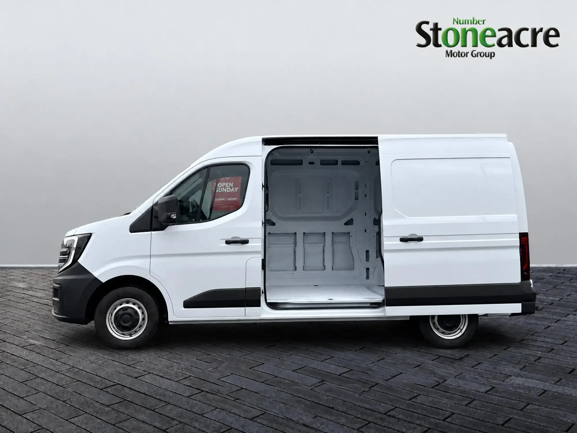 Nissan Interstar Image 7 Nissan Interstar Image 7