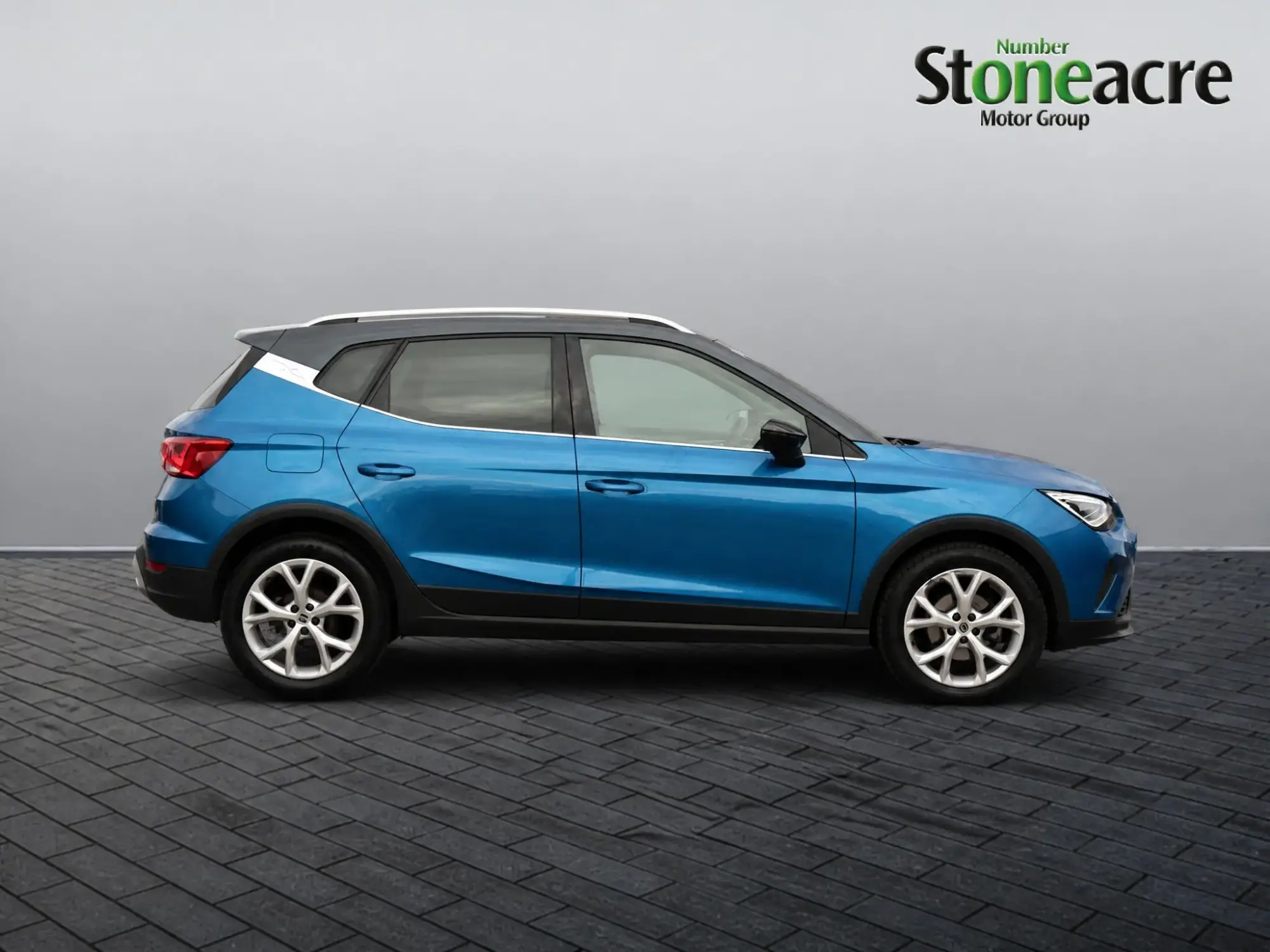 SEAT Arona 1.0 TSI 110 FR 5dr MD23GXX Image 2