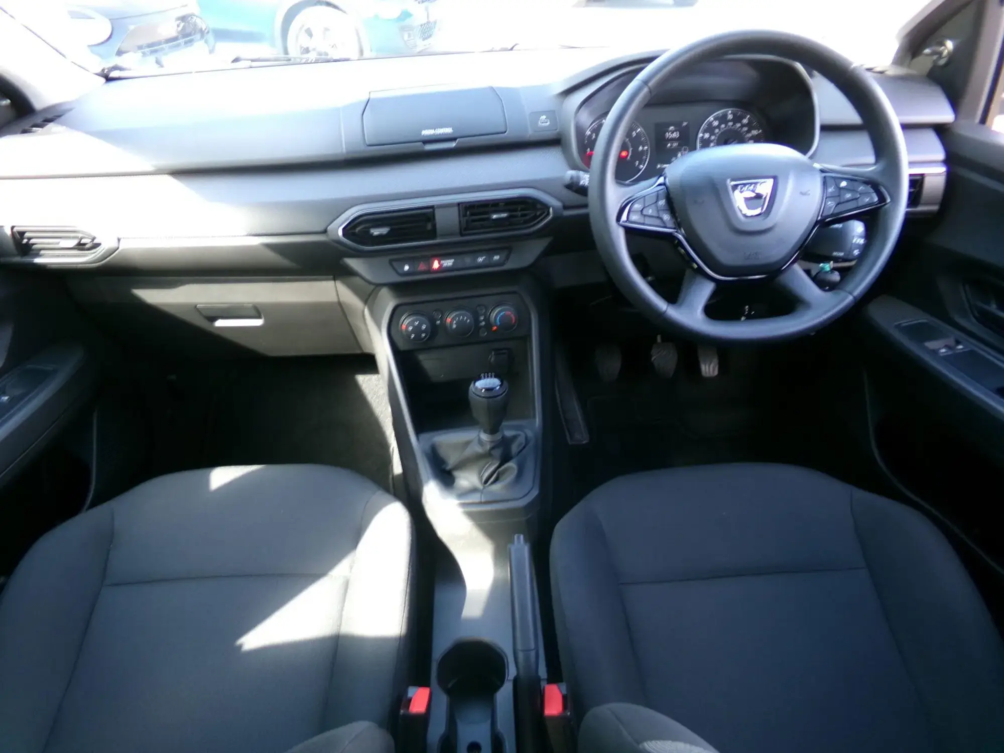Dacia Sandero Image 10