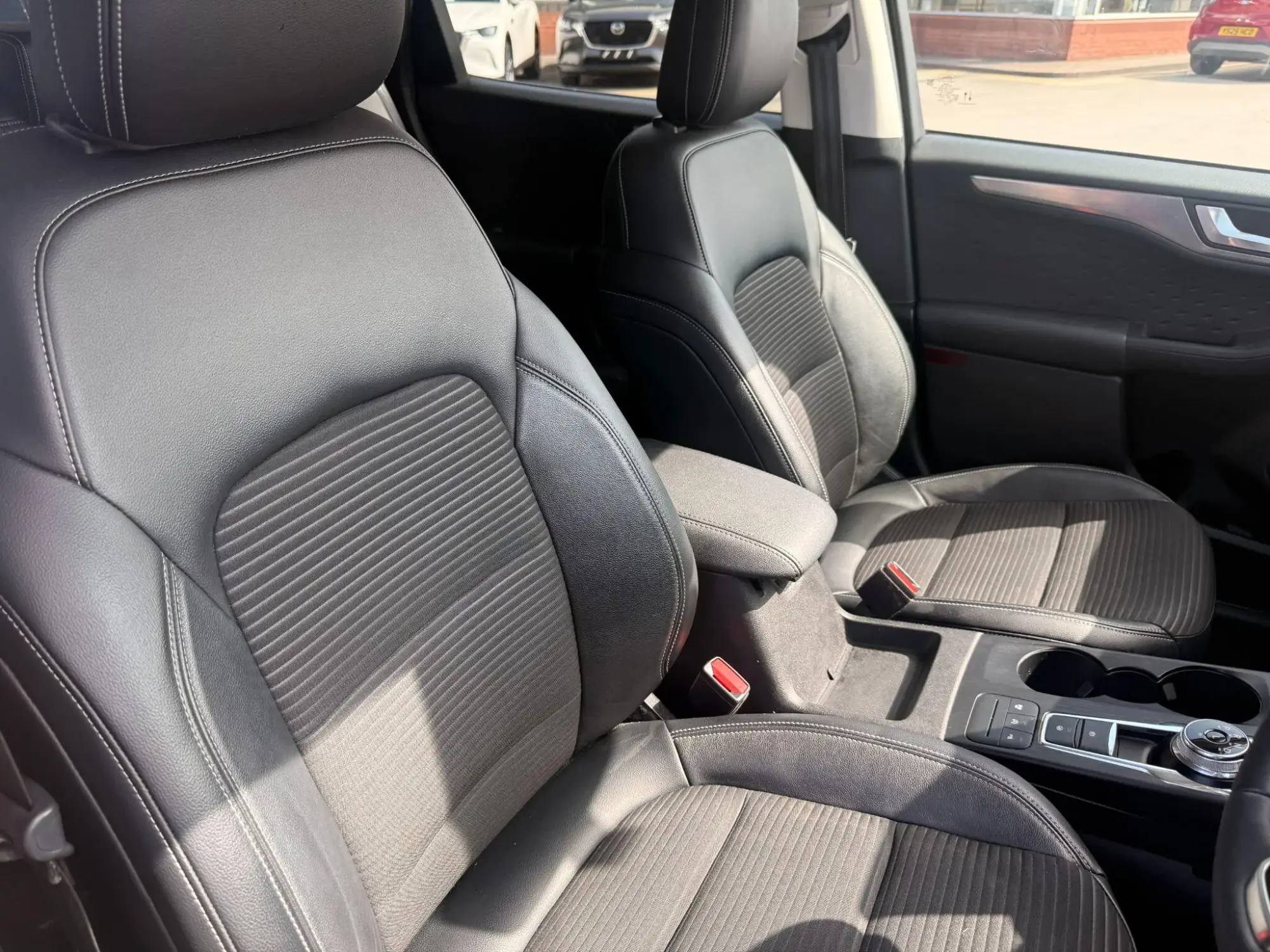 Ford Kuga Image 10