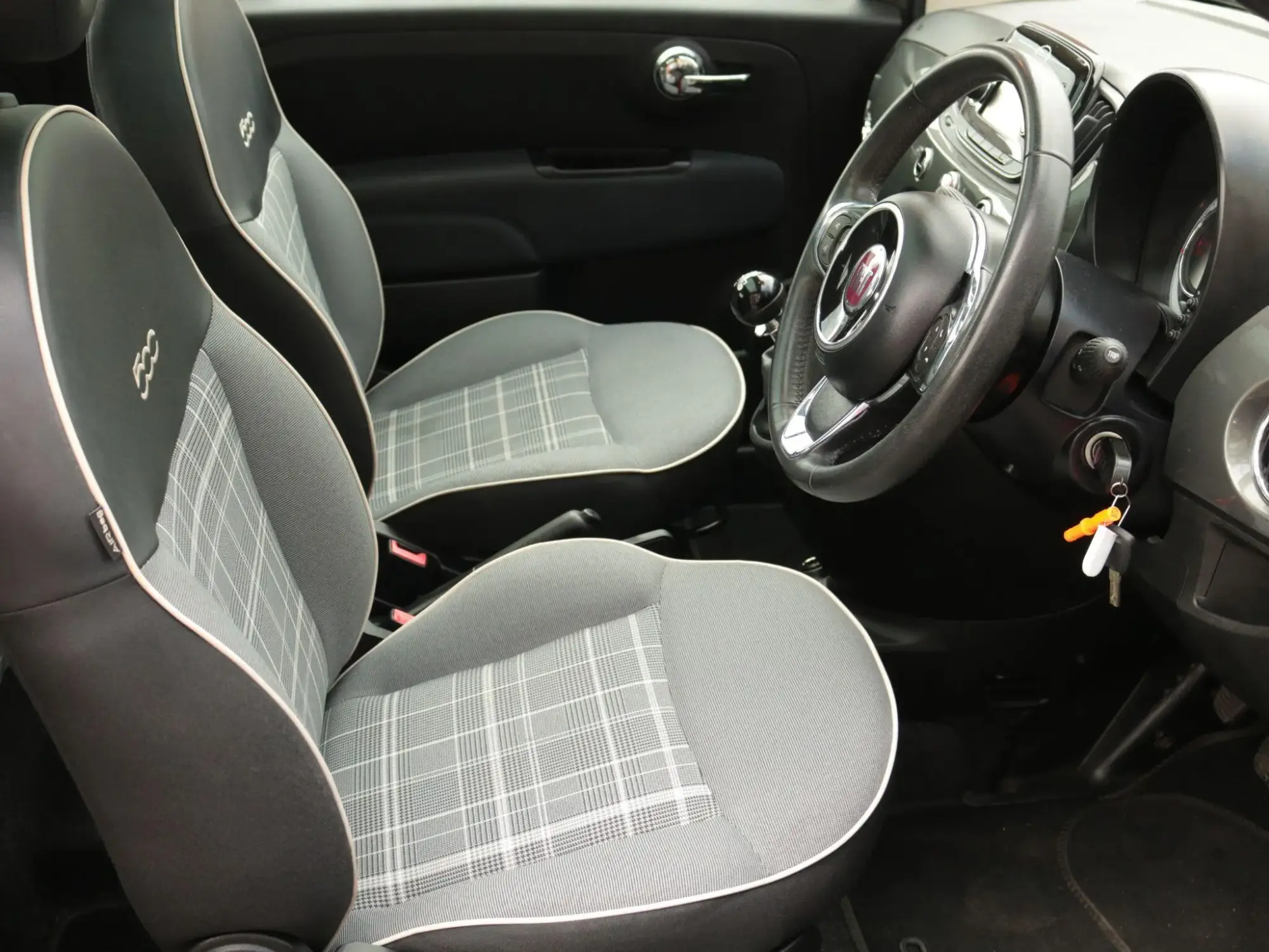 Fiat 500 Image 12