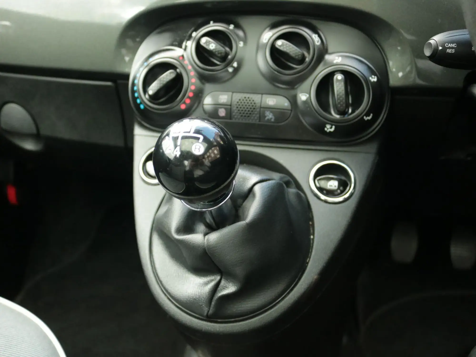 Fiat 500 Image 22