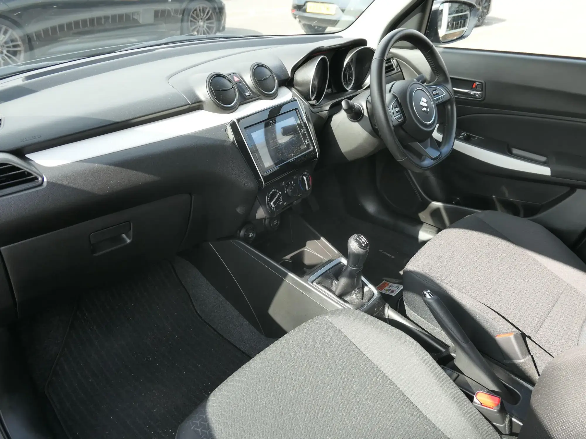 Suzuki Swift Image 12 Suzuki Swift Image 12