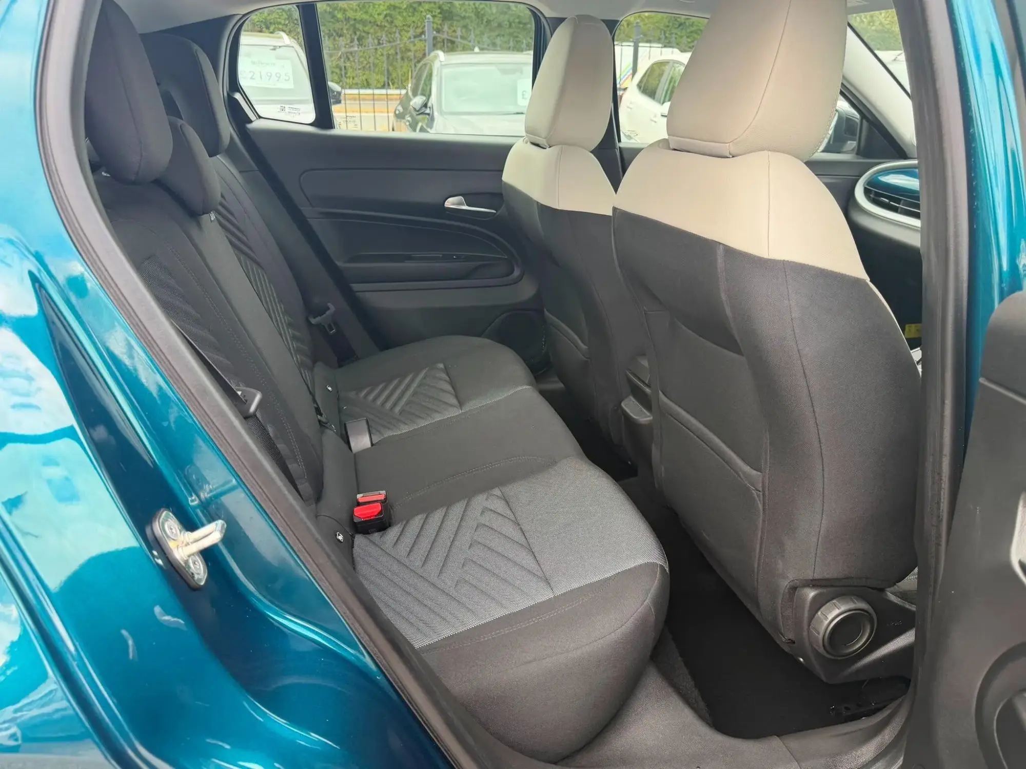 Fiat 600 Petrol Image 17 Fiat 600 Petrol Image 17