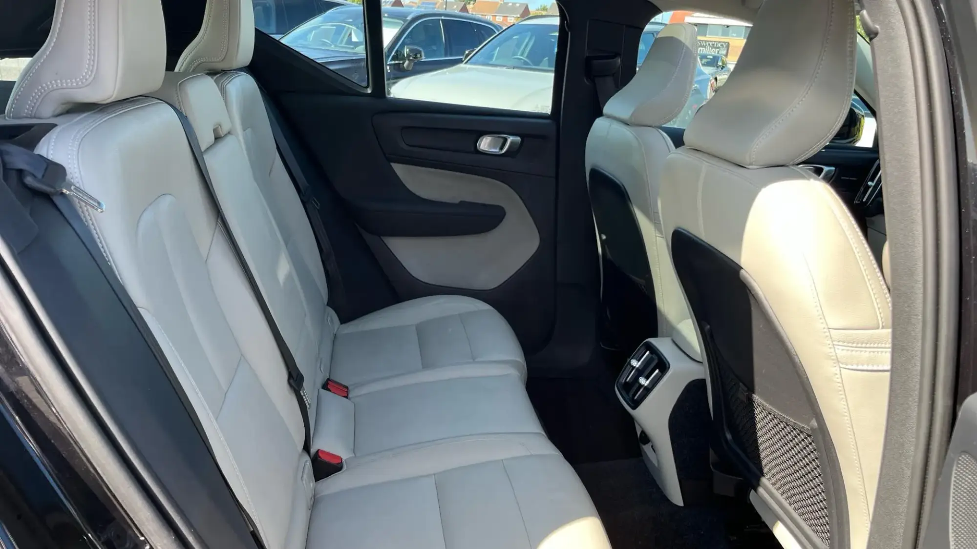 Volvo XC40 Image 6