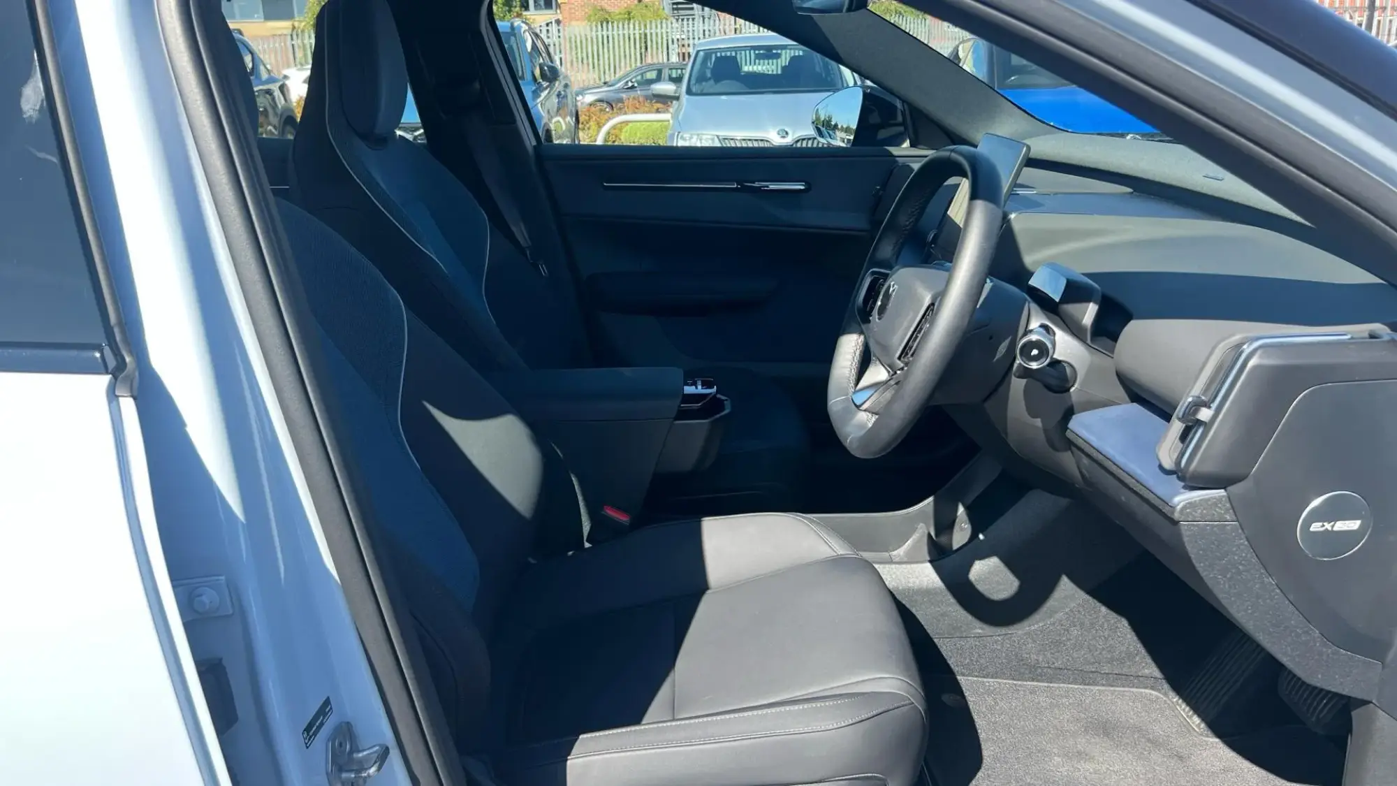 Volvo EX30 Image 30