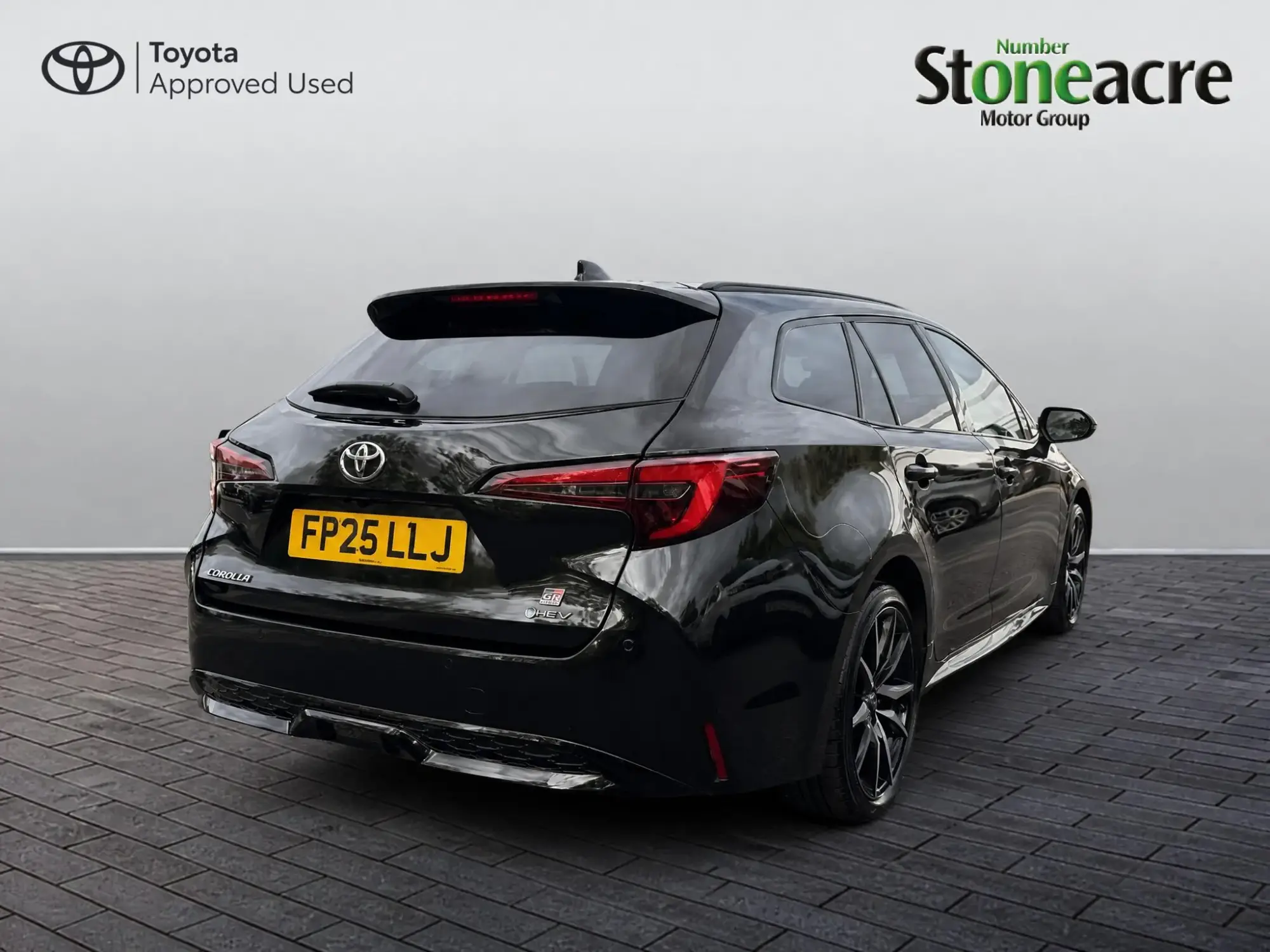 Toyota Corolla Hatchback Image 3 Toyota Corolla Hatchback Image 3