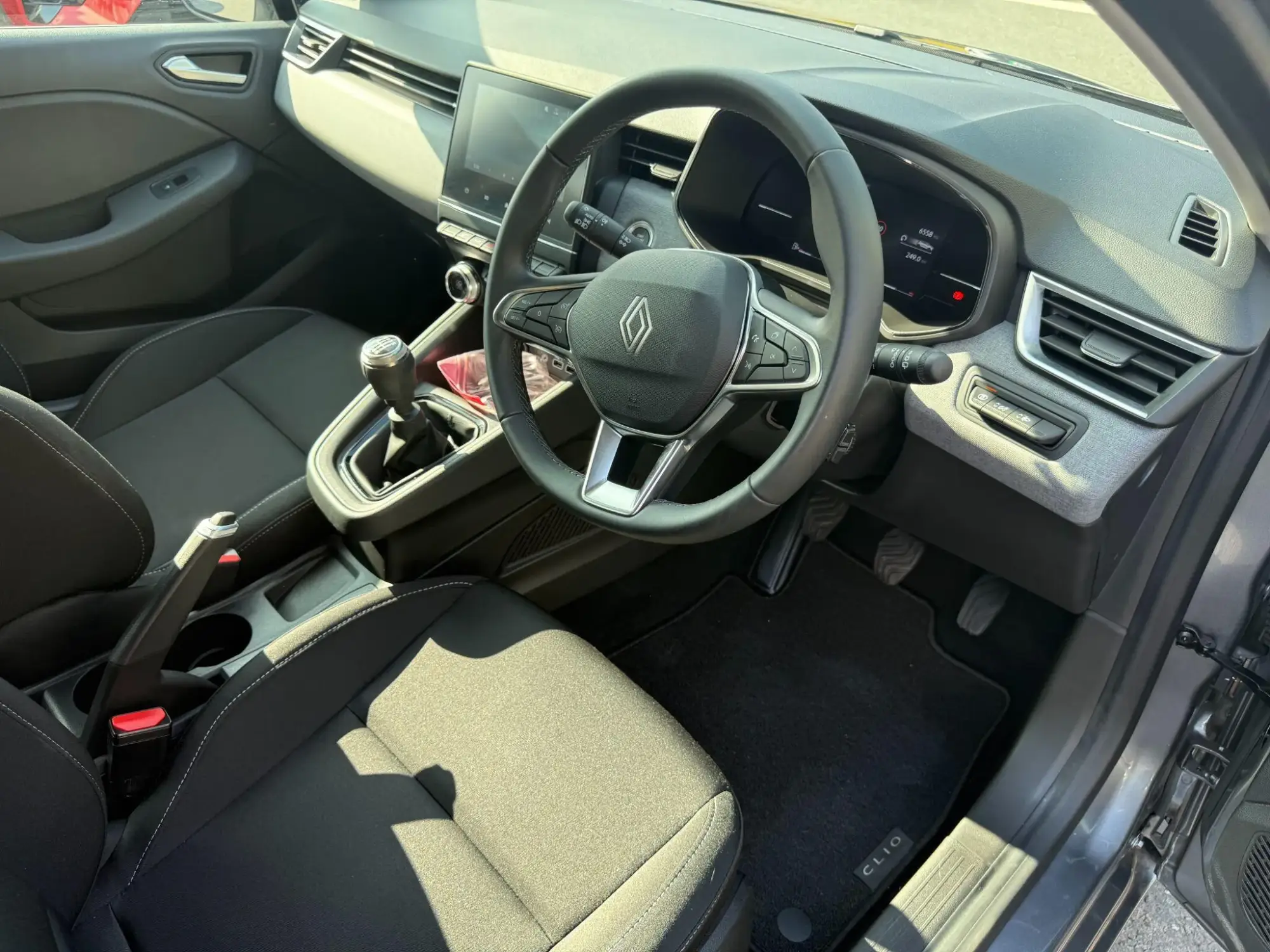 Renault Clio Image 12