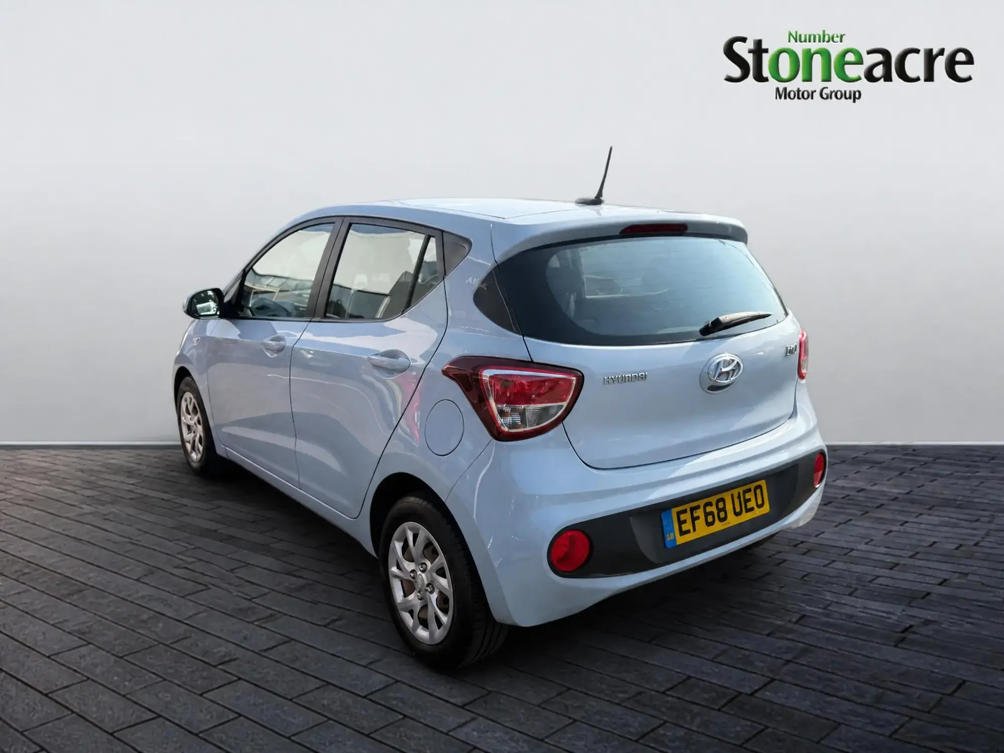 Hyundai i10 Image 5 Hyundai i10 Image 5