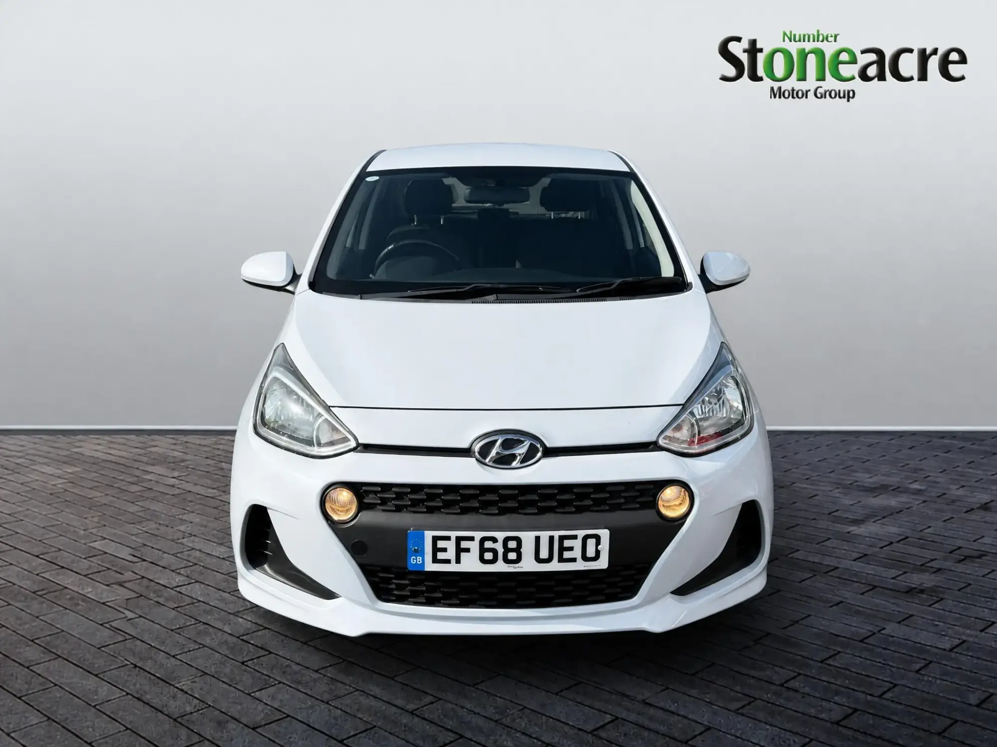 Hyundai i10 Image 8 Hyundai i10 Image 8