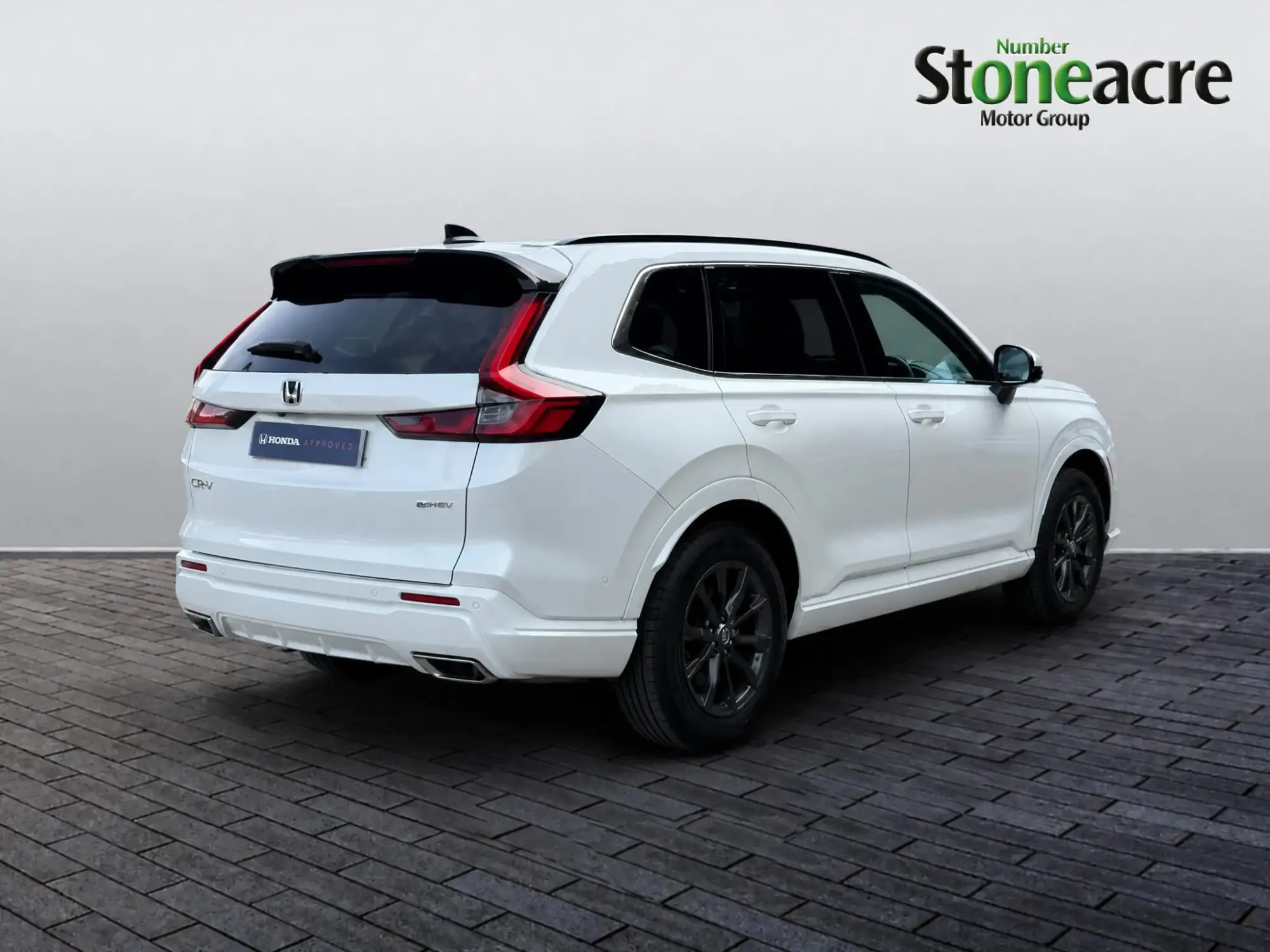 Honda CR-V Plug-in Hybrid Image 3
