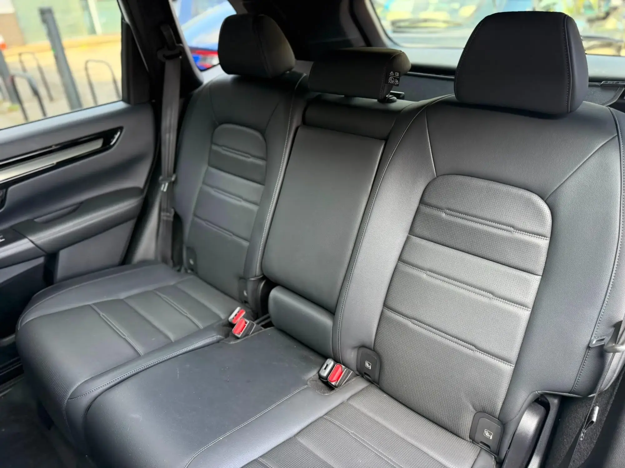 Honda CR-V Plug-in Hybrid Image 16