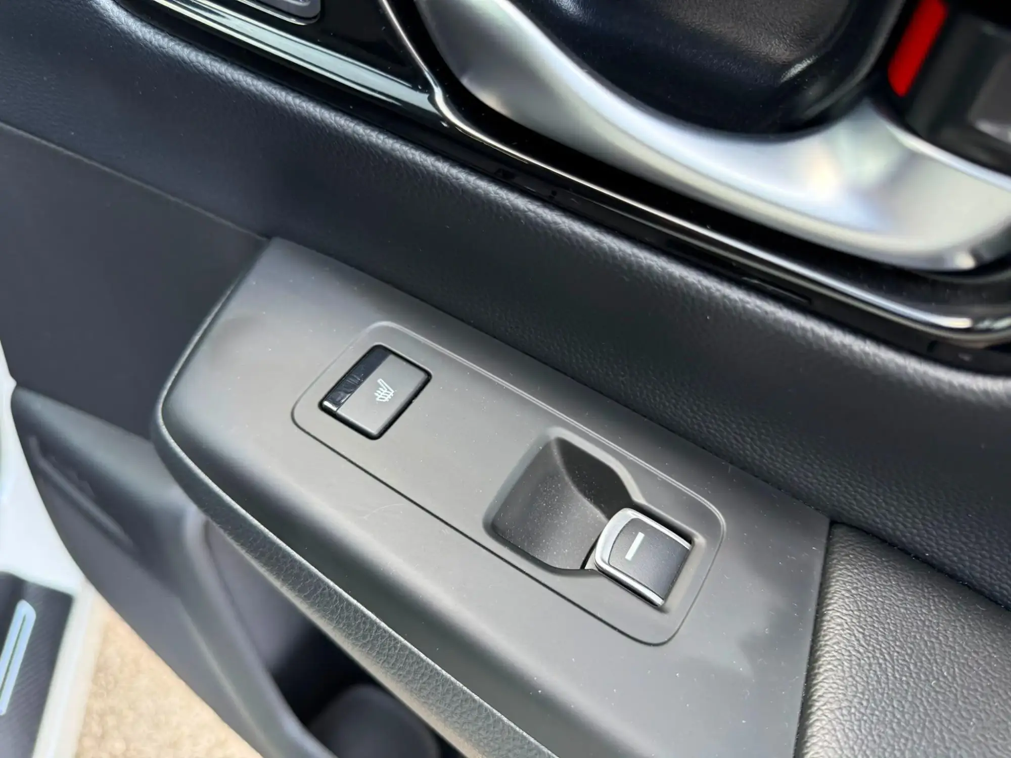 Honda CR-V Plug-in Hybrid Image 20