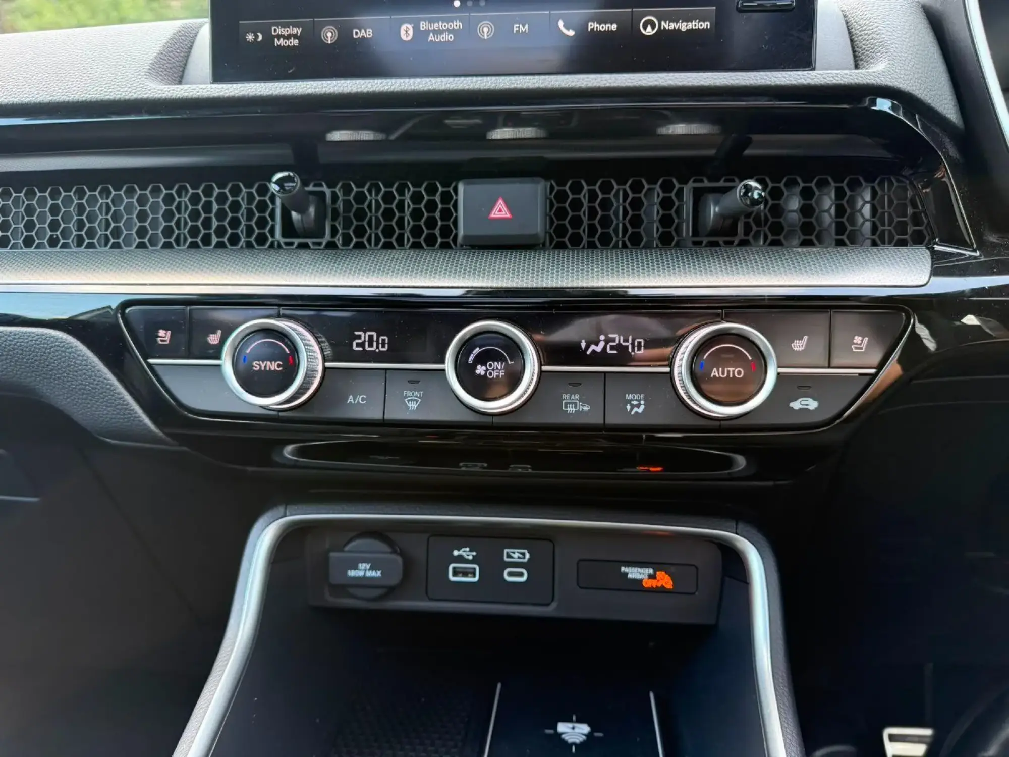 Honda CR-V Plug-in Hybrid Image 23