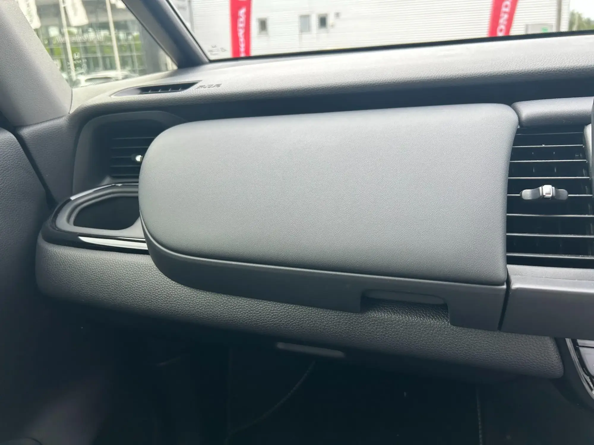 Honda Jazz Hybrid Image 10