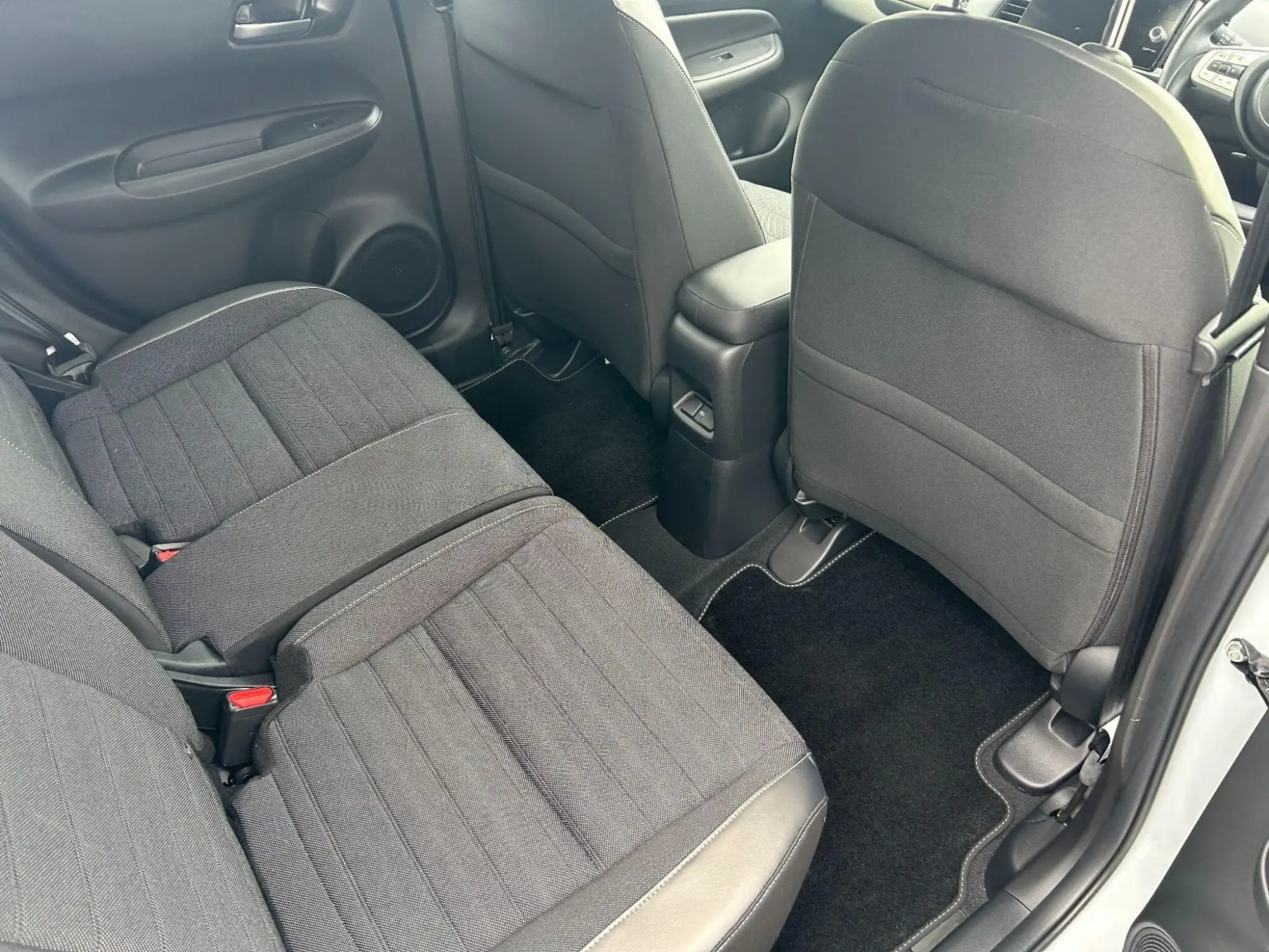 Honda Jazz Hybrid Image 15
