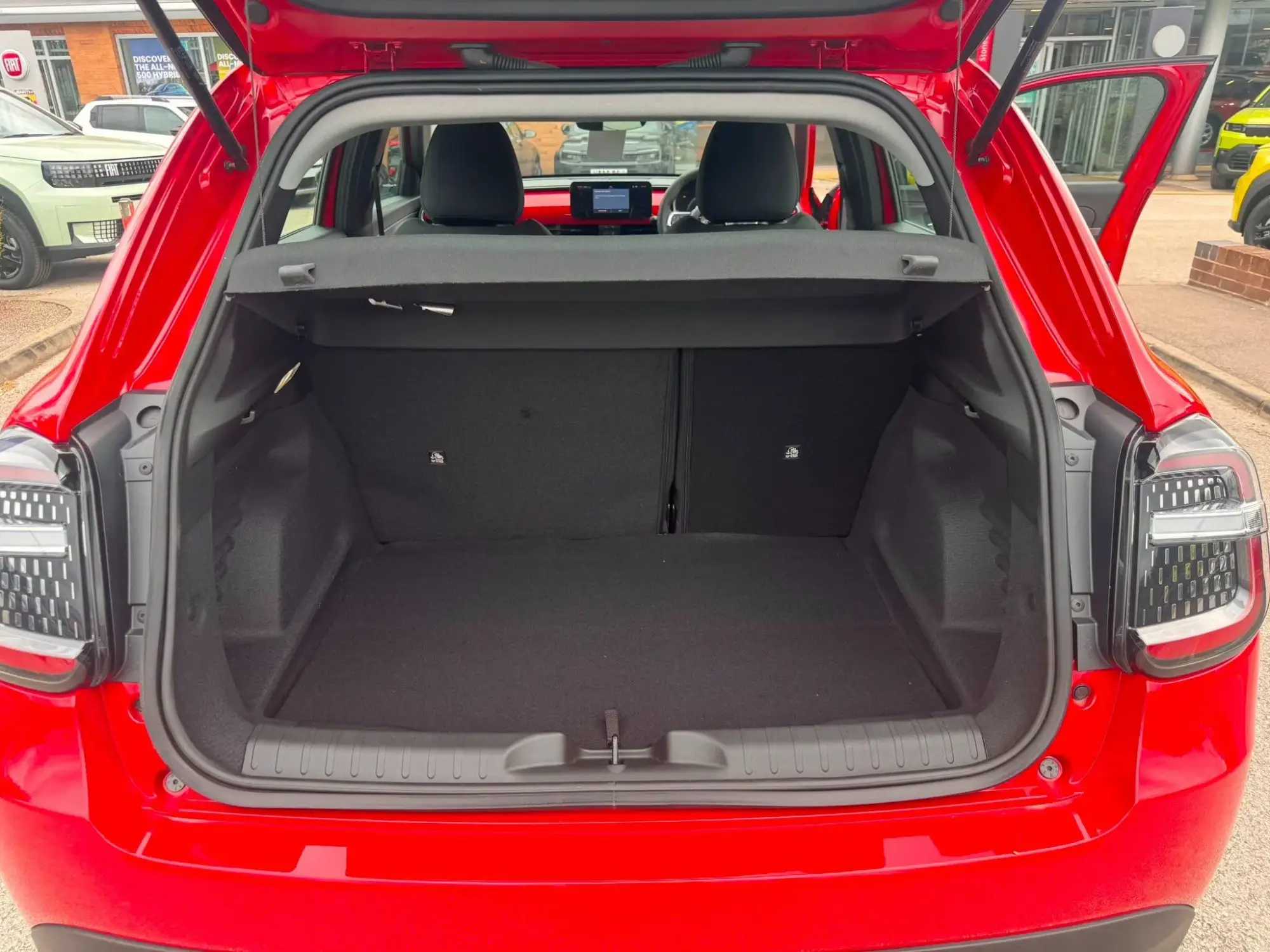 Fiat 600 Petrol Image 9 Fiat 600 Petrol Image 9