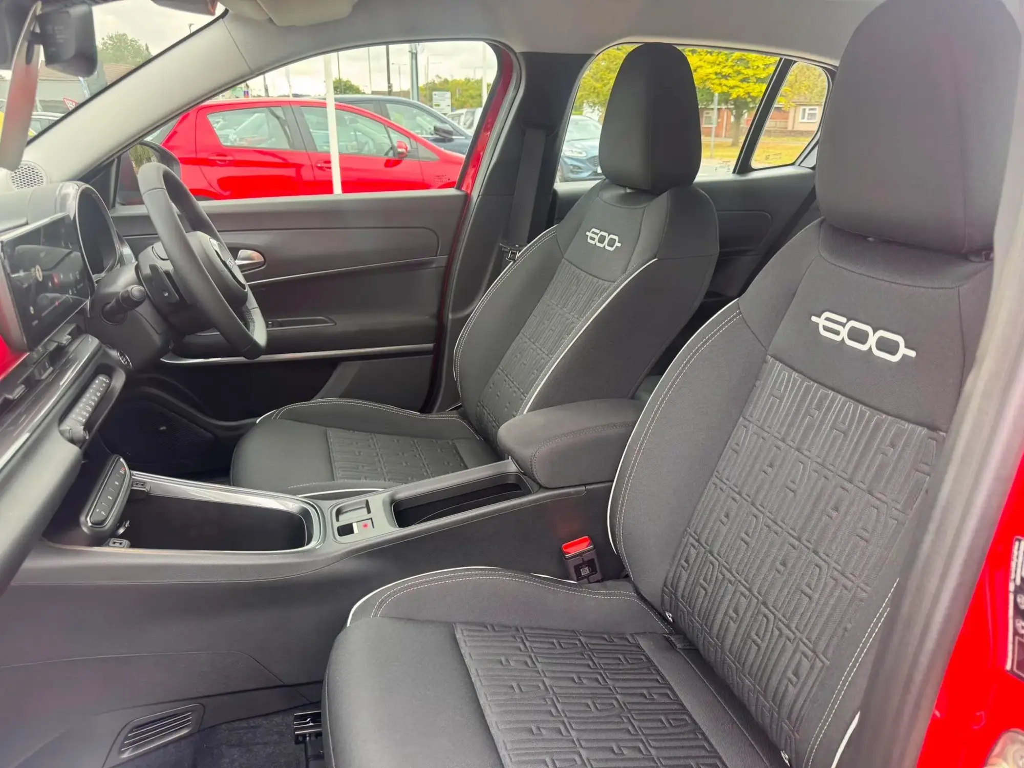 Fiat 600 Petrol Image 13 Fiat 600 Petrol Image 13