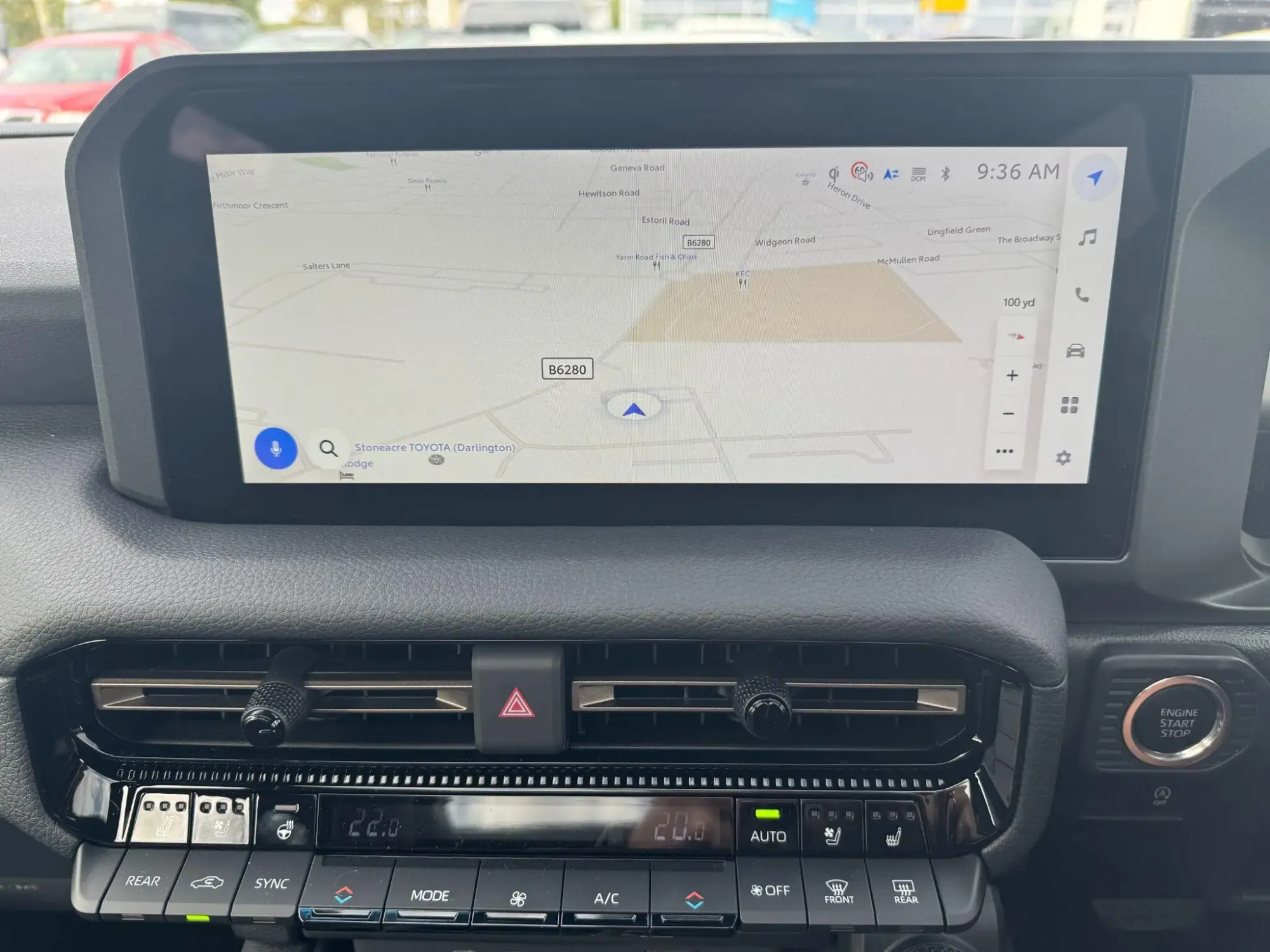 Toyota Land Cruiser Image 19