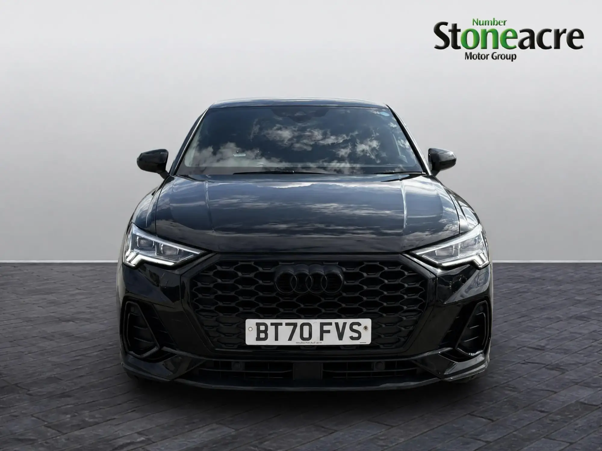Audi Q3 Image 8