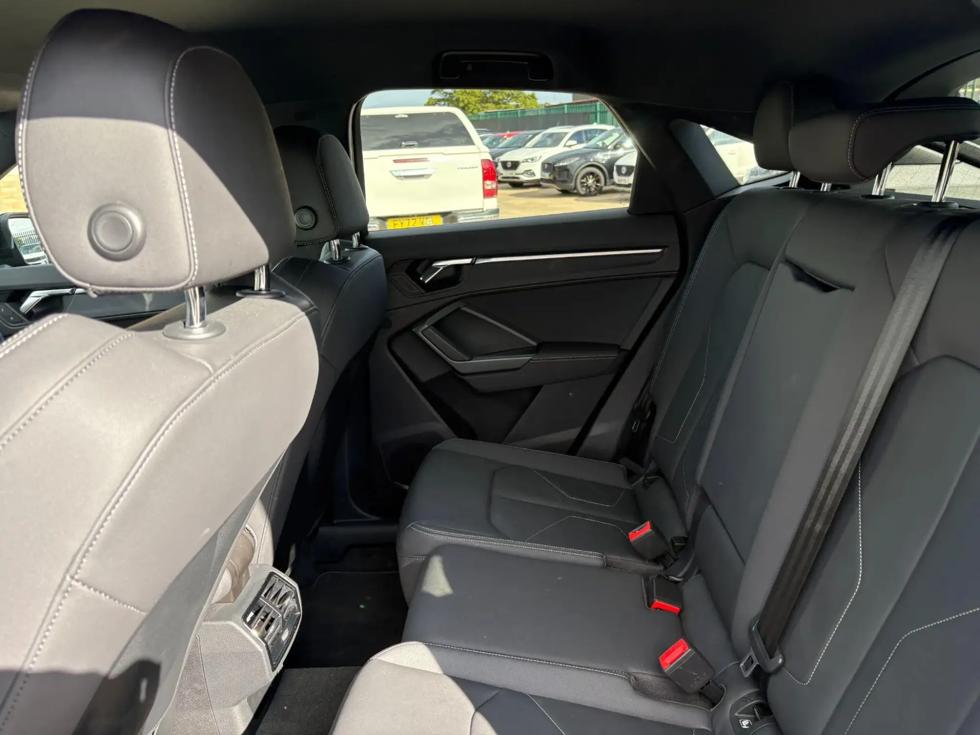 Audi Q3 Image 18