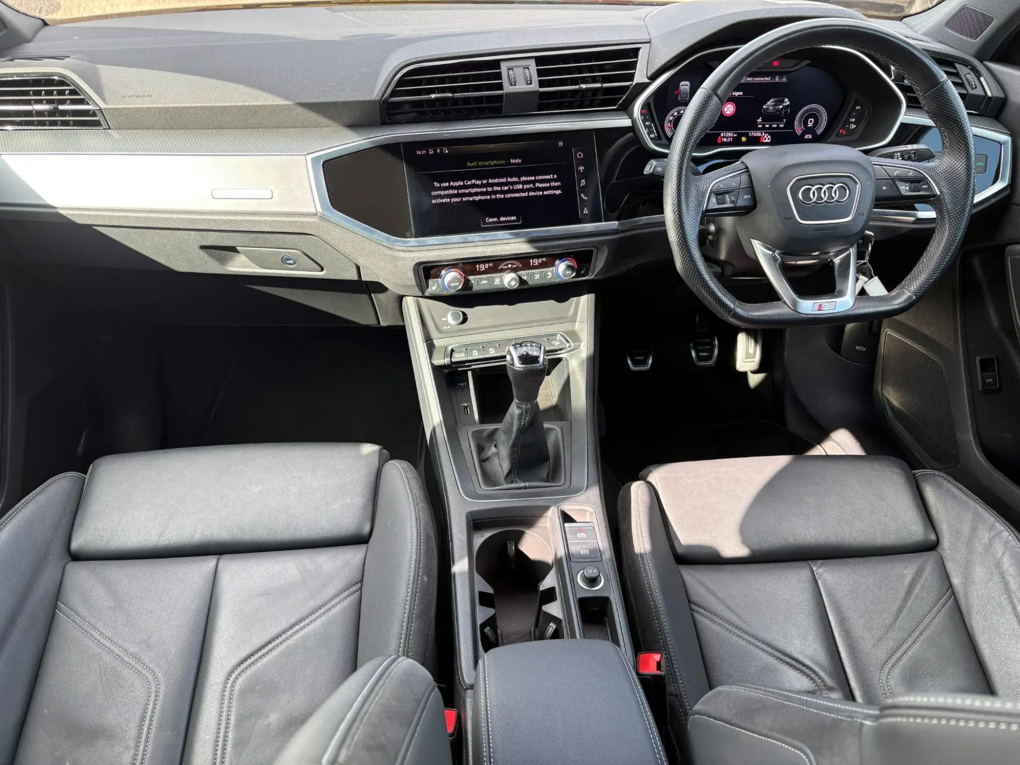 Audi Q3 Image 22