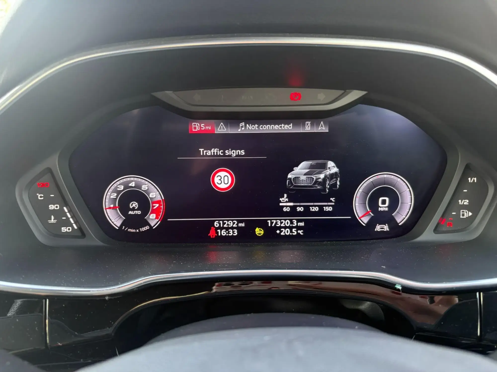 Audi Q3 Image 34