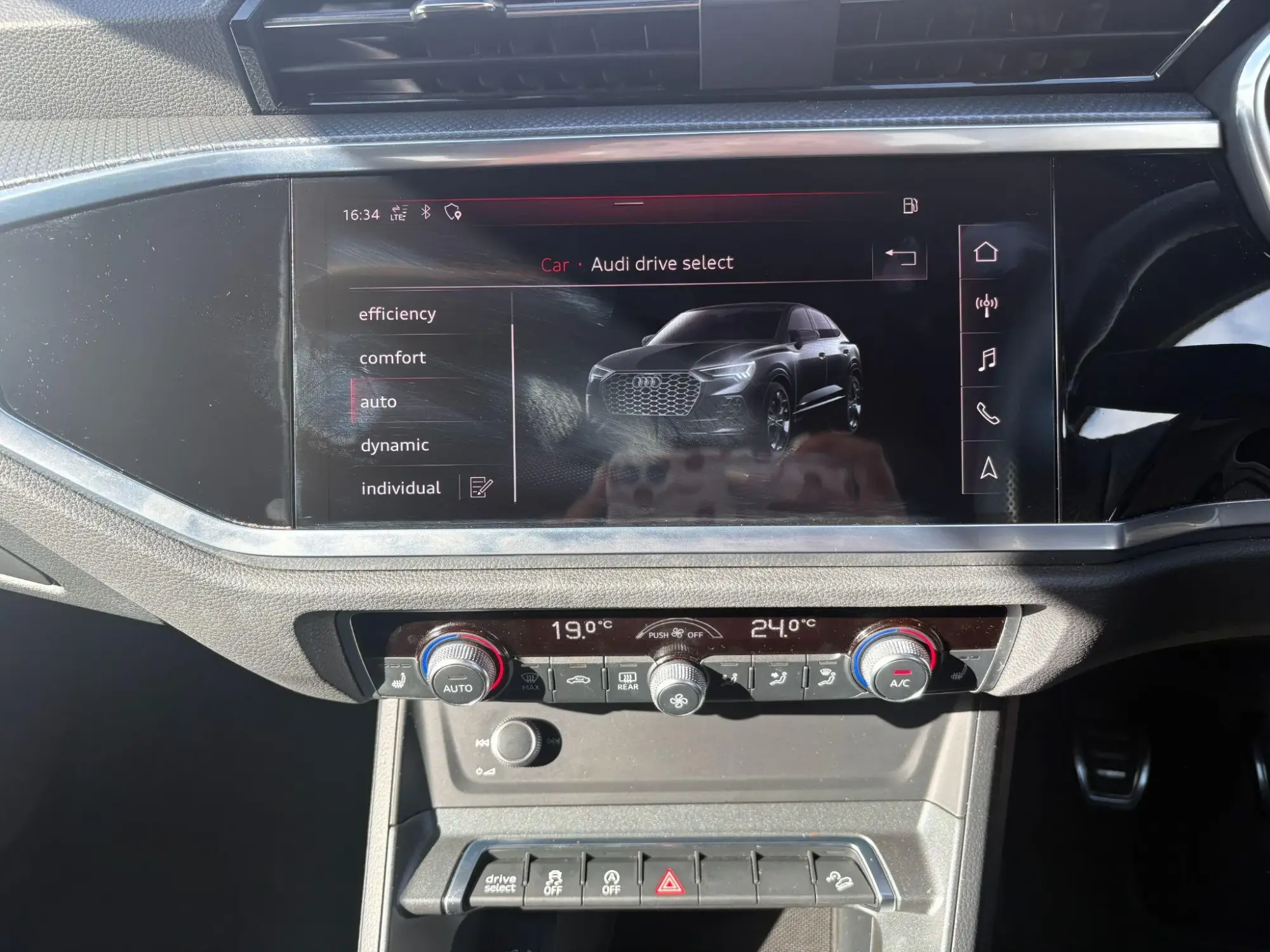Audi Q3 Image 35
