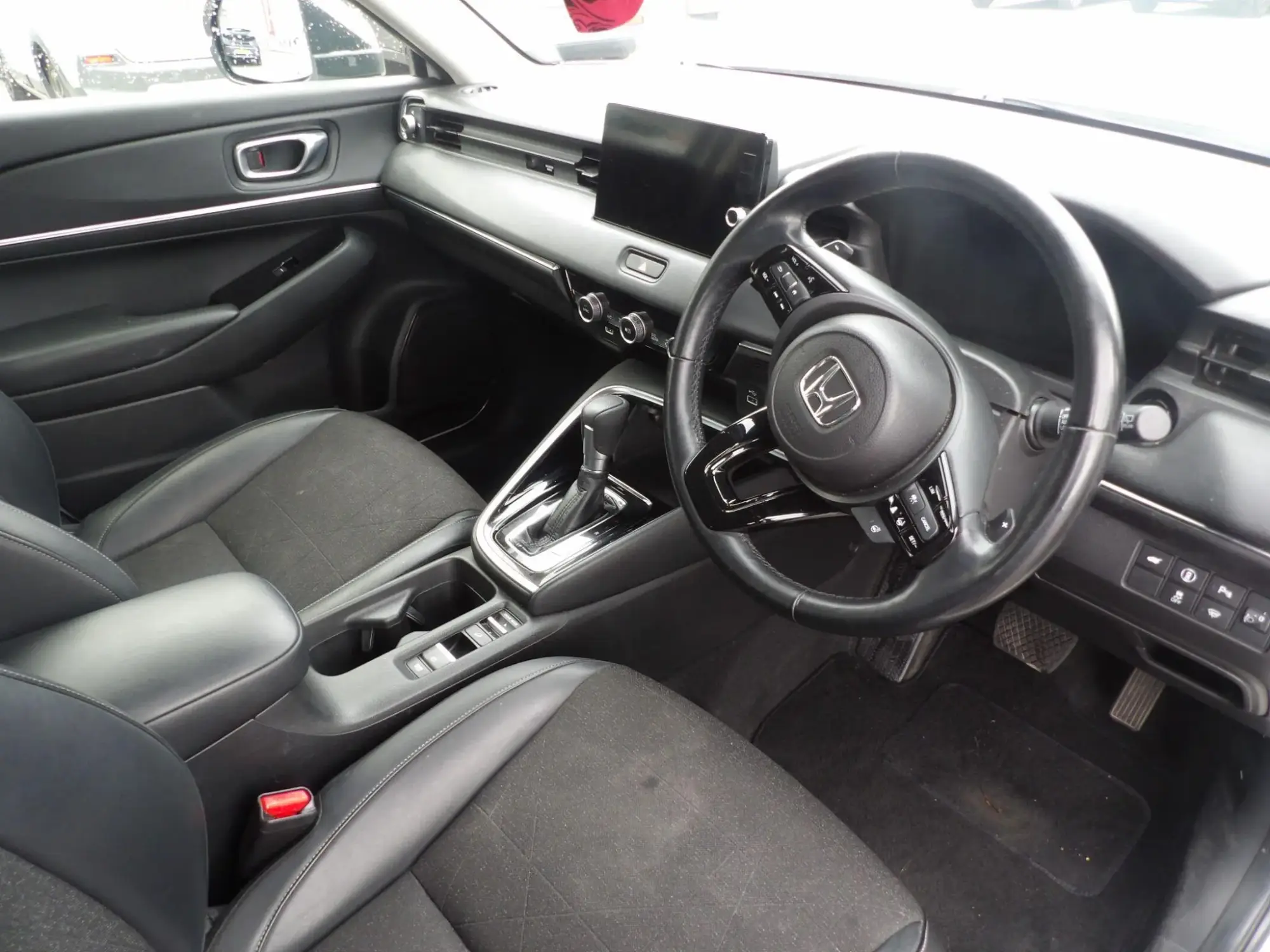 Honda HR-V Hybrid Image 9