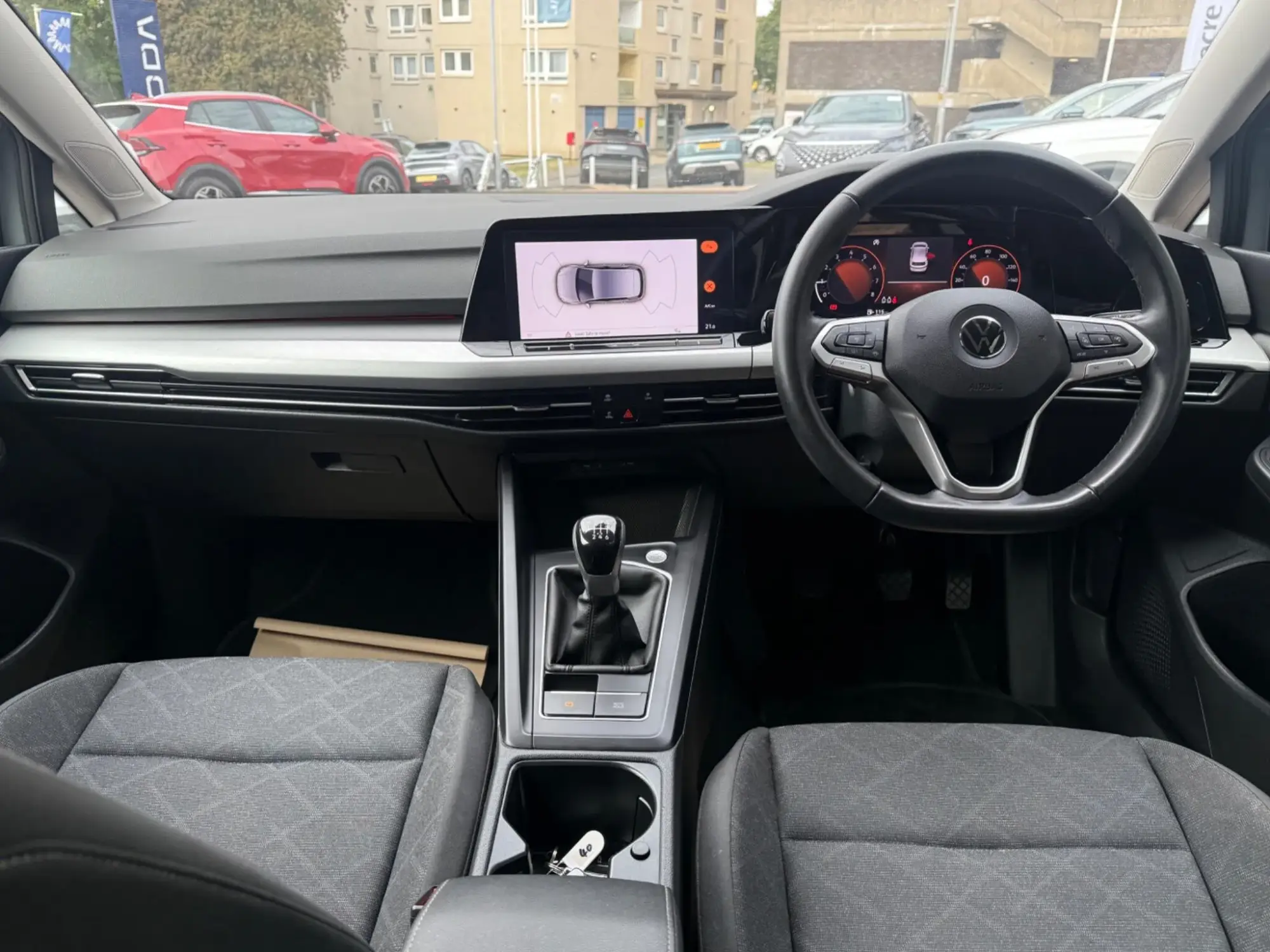 Volkswagen Golf Image 10