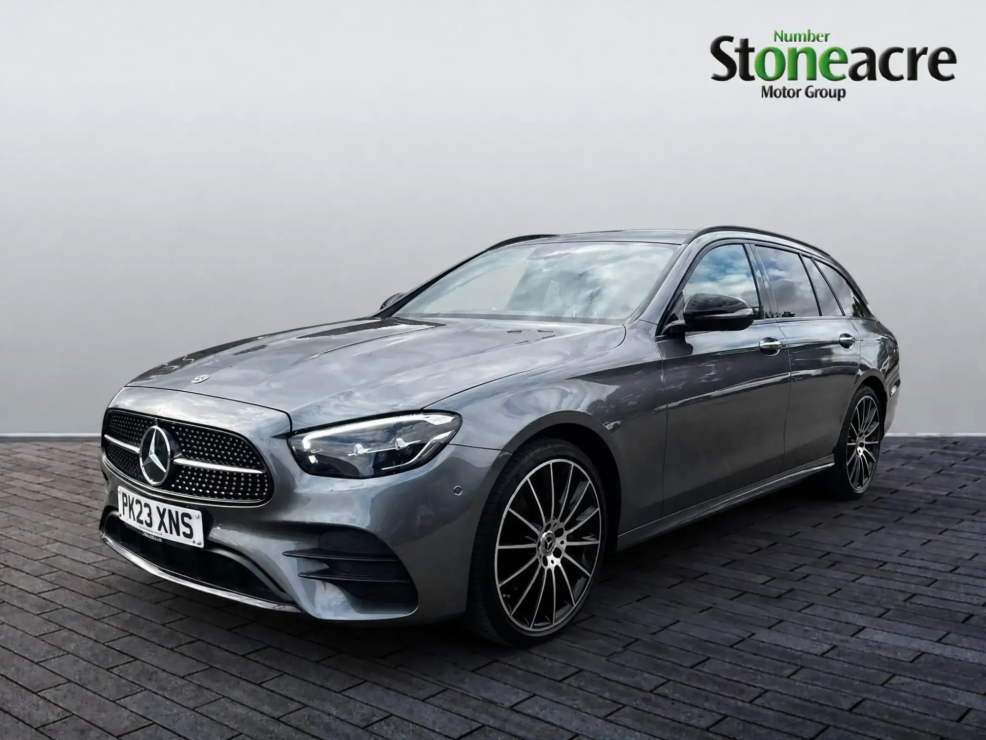 Mercedes-Benz E-Class Image 7 Mercedes-Benz E-Class Image 7