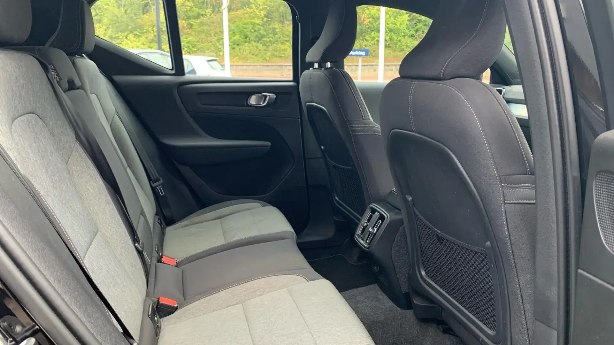 Volvo XC40 Image 6