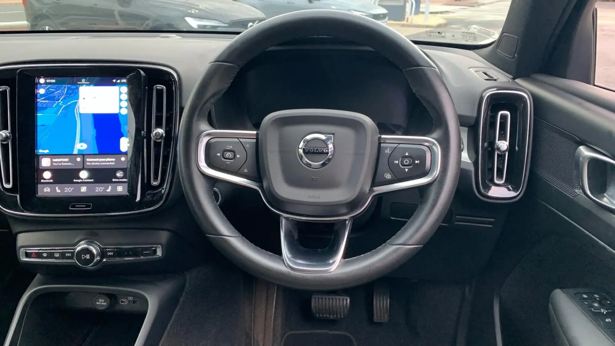Volvo XC40 Image 10