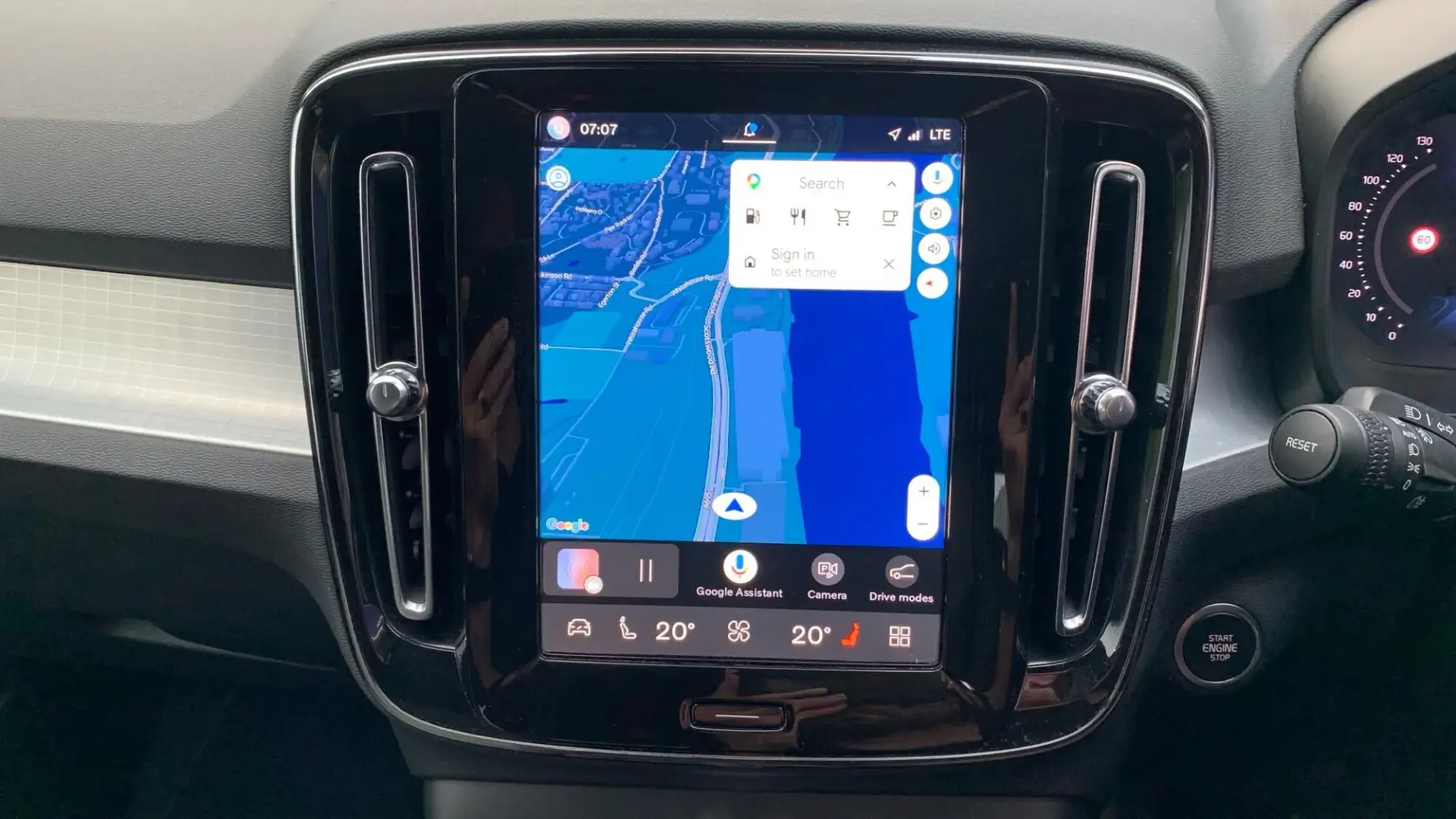 Volvo XC40 Image 18