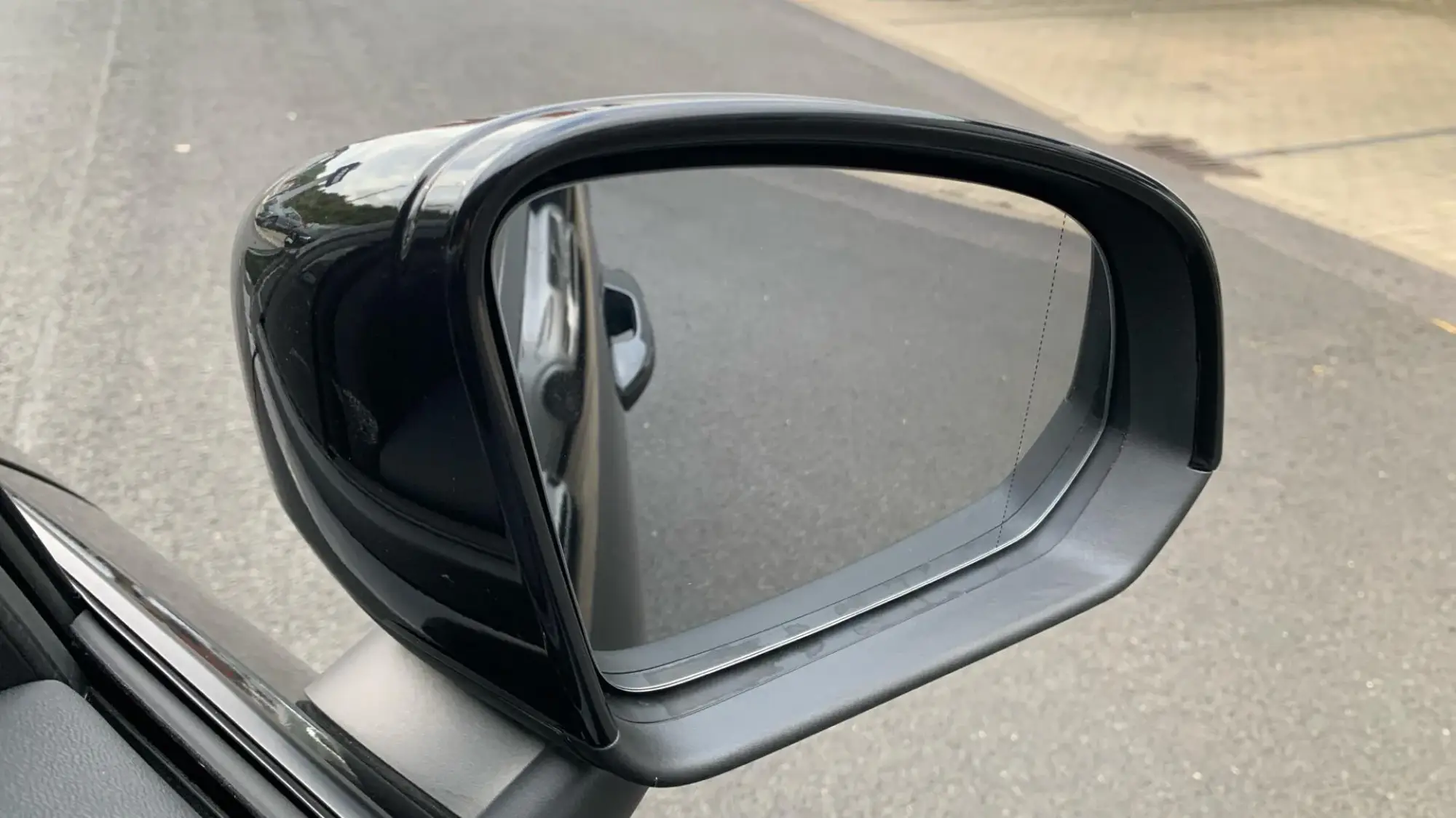 Volvo XC40 Image 32