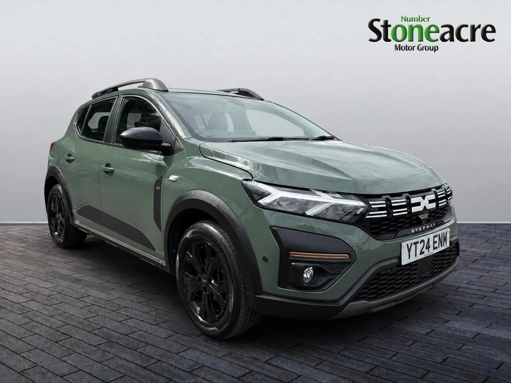 Dacia Sandero Stepway listing photo