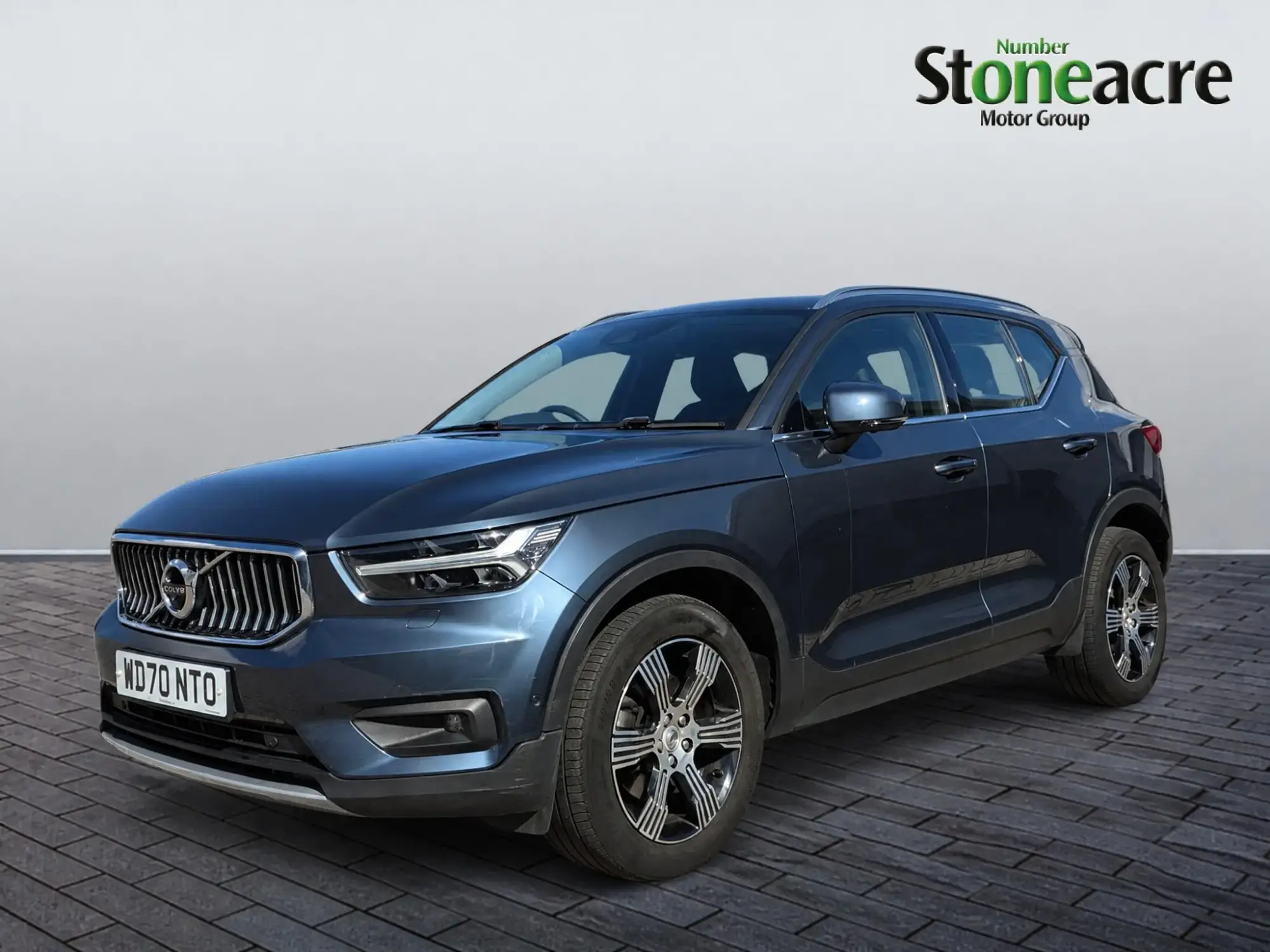 Volvo XC40 Inscription, B4 mild hybrid WD70NTO Image 3 Volvo XC40 Inscription, B4 mild hybrid WD70NTO Image 3
