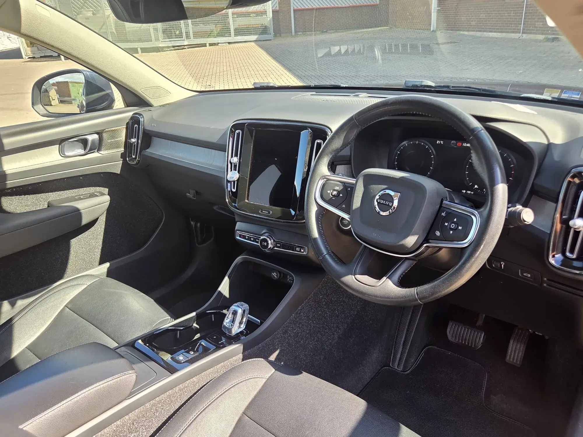 Volvo XC40 Image 9